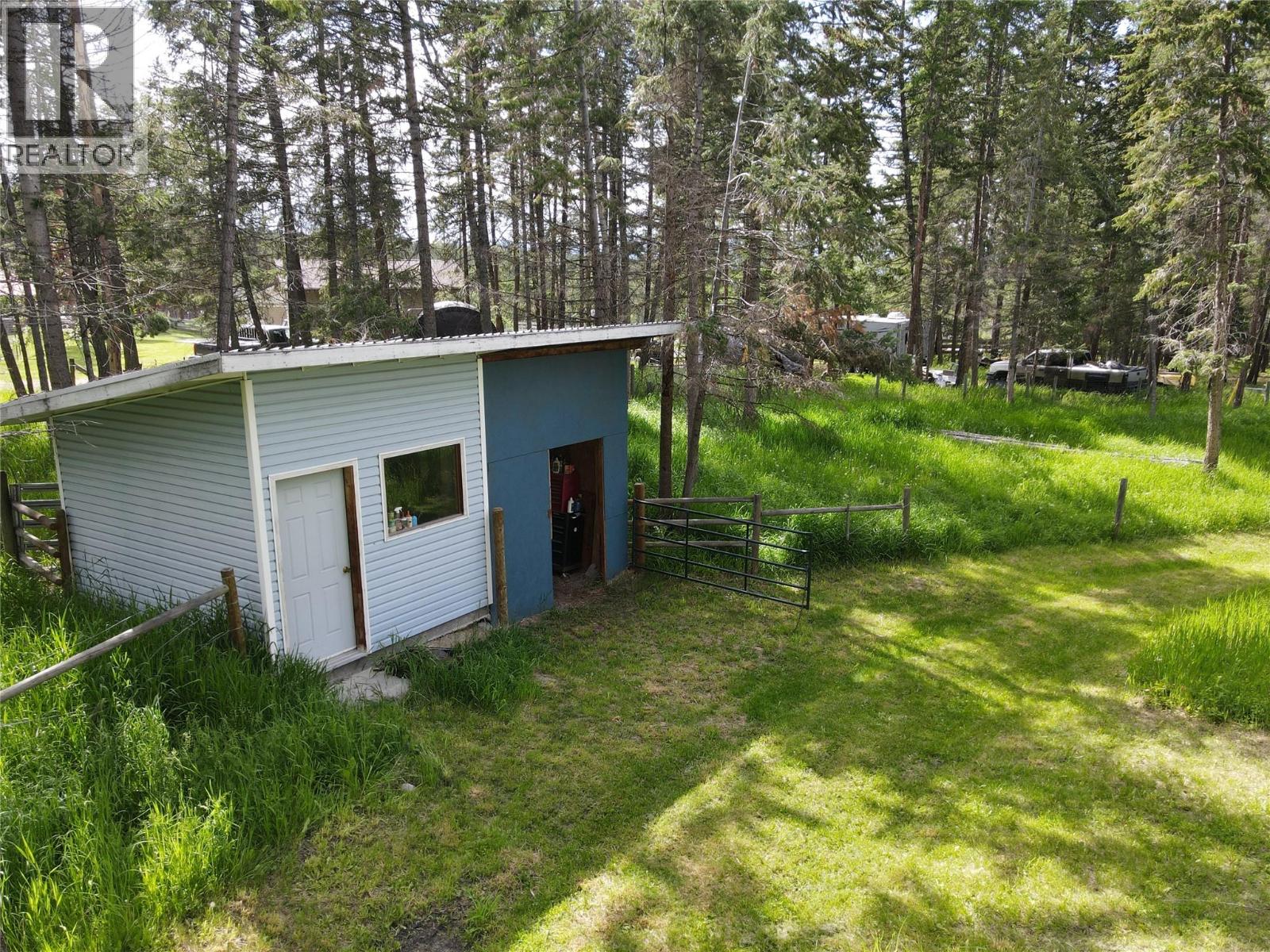 3601 49th Street S, Cranbrook, British Columbia  V1C 7M1 - Photo 12 - 10390510