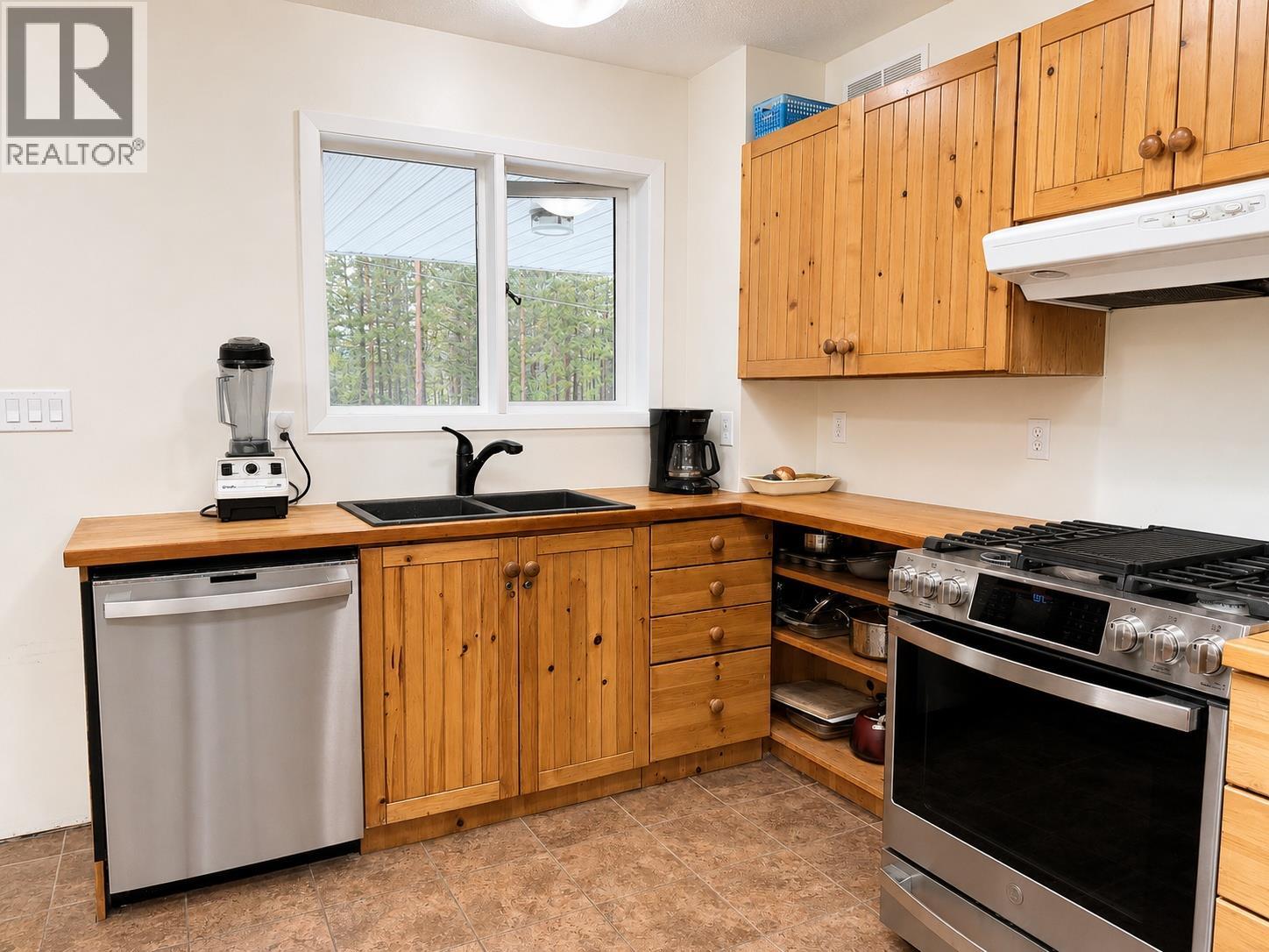 3601 49th Street S, Cranbrook, British Columbia  V1C 7M1 - Photo 21 - 10390510