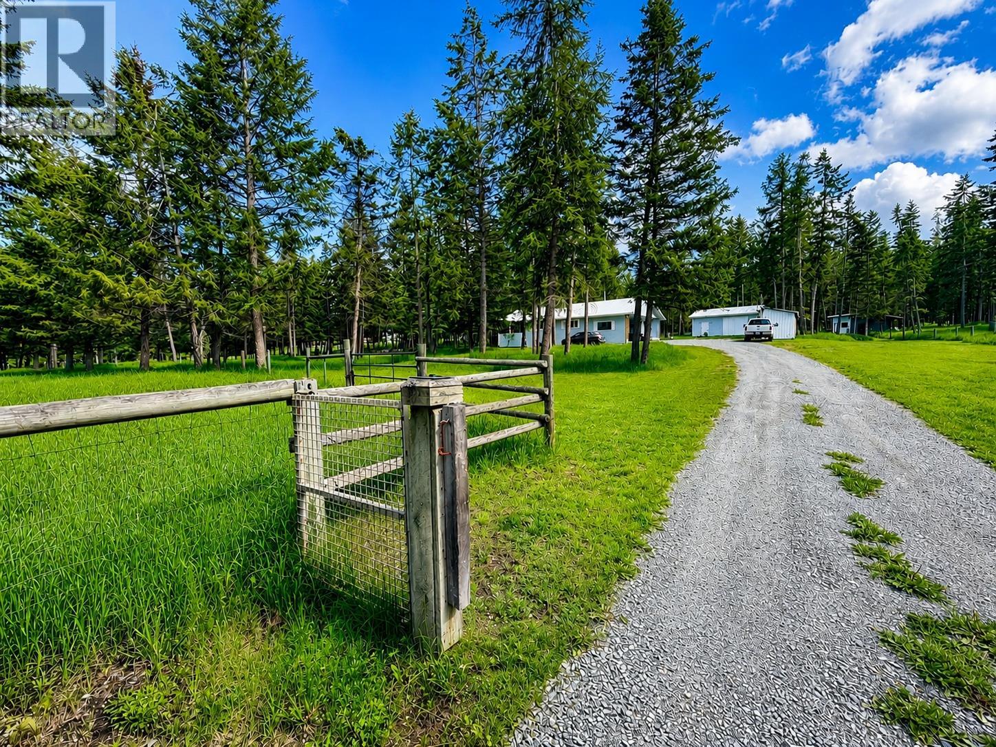 3601 49th Street S, Cranbrook, British Columbia  V1C 7M1 - Photo 9 - 10390510