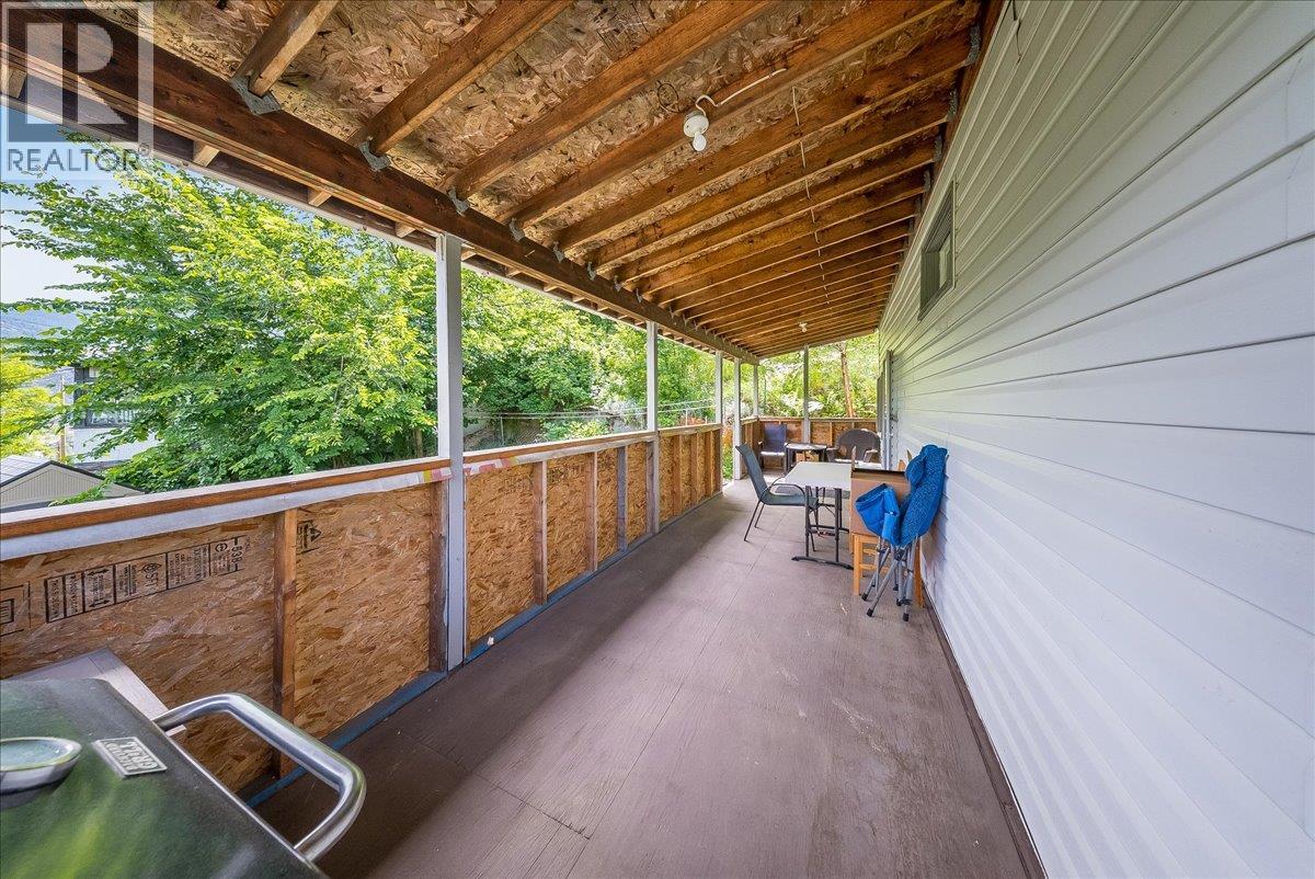 96 Reservoir Road, Warfield, British Columbia  V1R 3R8 - Photo 34 - 10390532