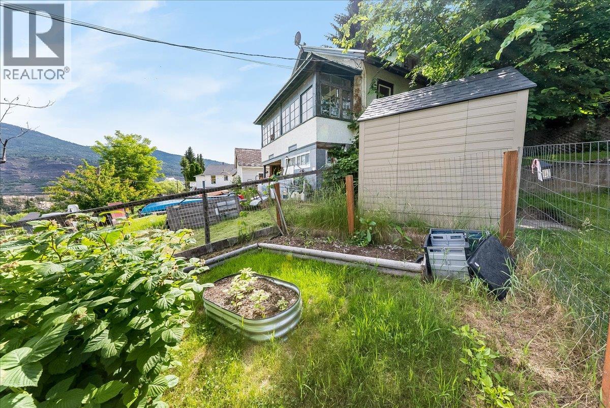 96 Reservoir Road, Warfield, British Columbia  V1R 3R8 - Photo 44 - 10390532