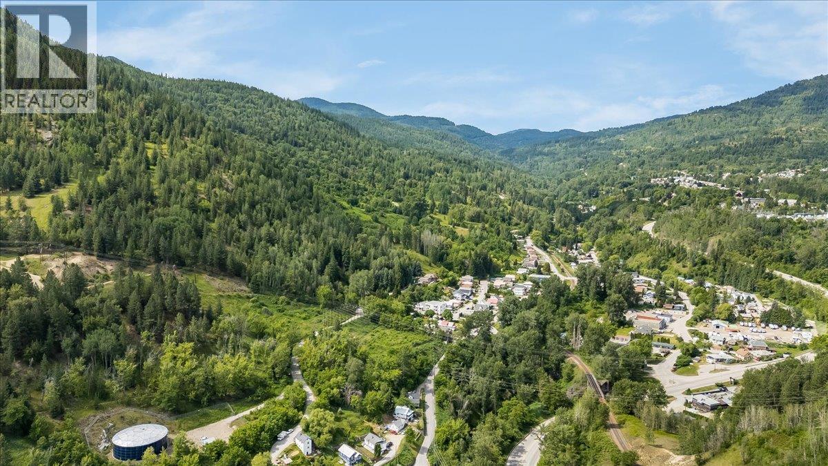 96 Reservoir Road, Warfield, British Columbia  V1R 3R8 - Photo 62 - 10390532