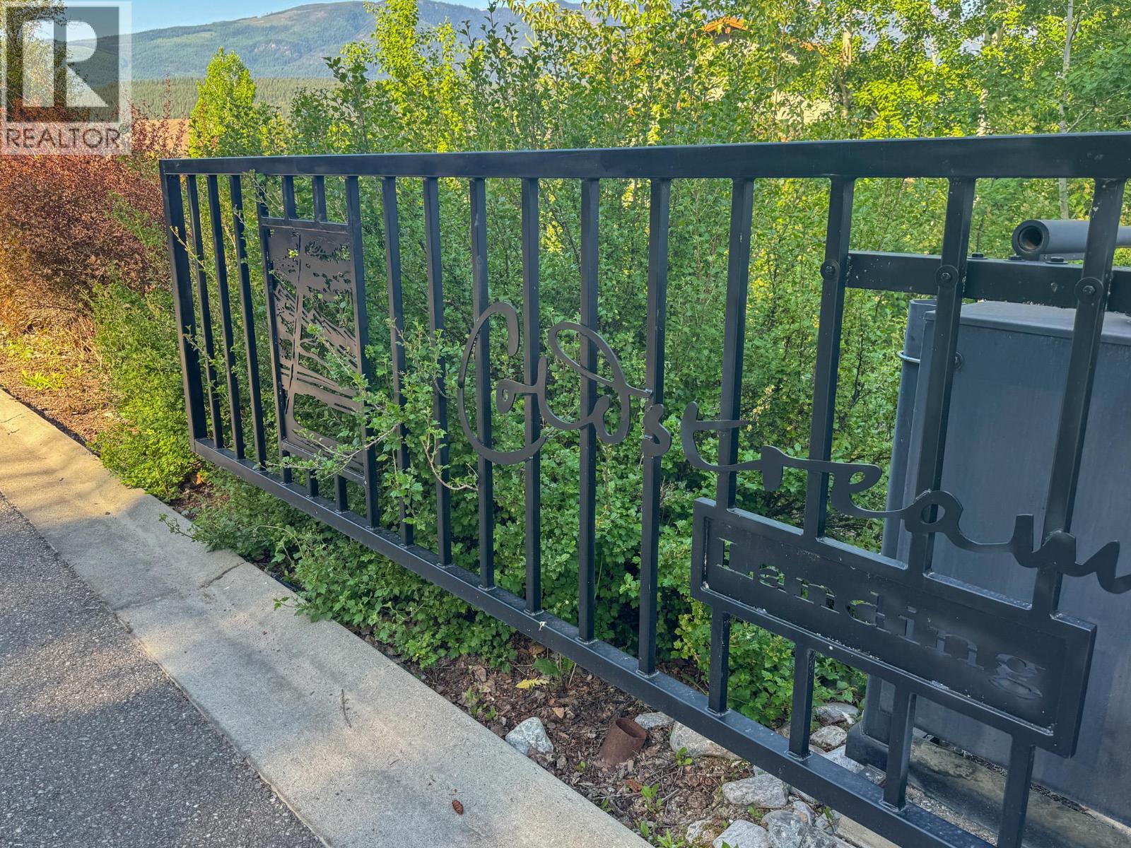 4686 Windermere Road Unit# 18, Windermere, British Columbia  V0B 2L0 - Photo 2 - 10390437