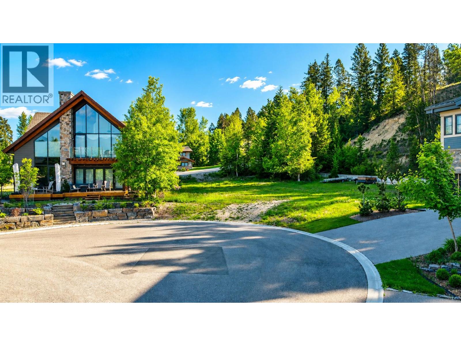 4686 Windermere Road Unit# 18, Windermere, British Columbia  V0B 2L0 - Photo 5 - 10390437