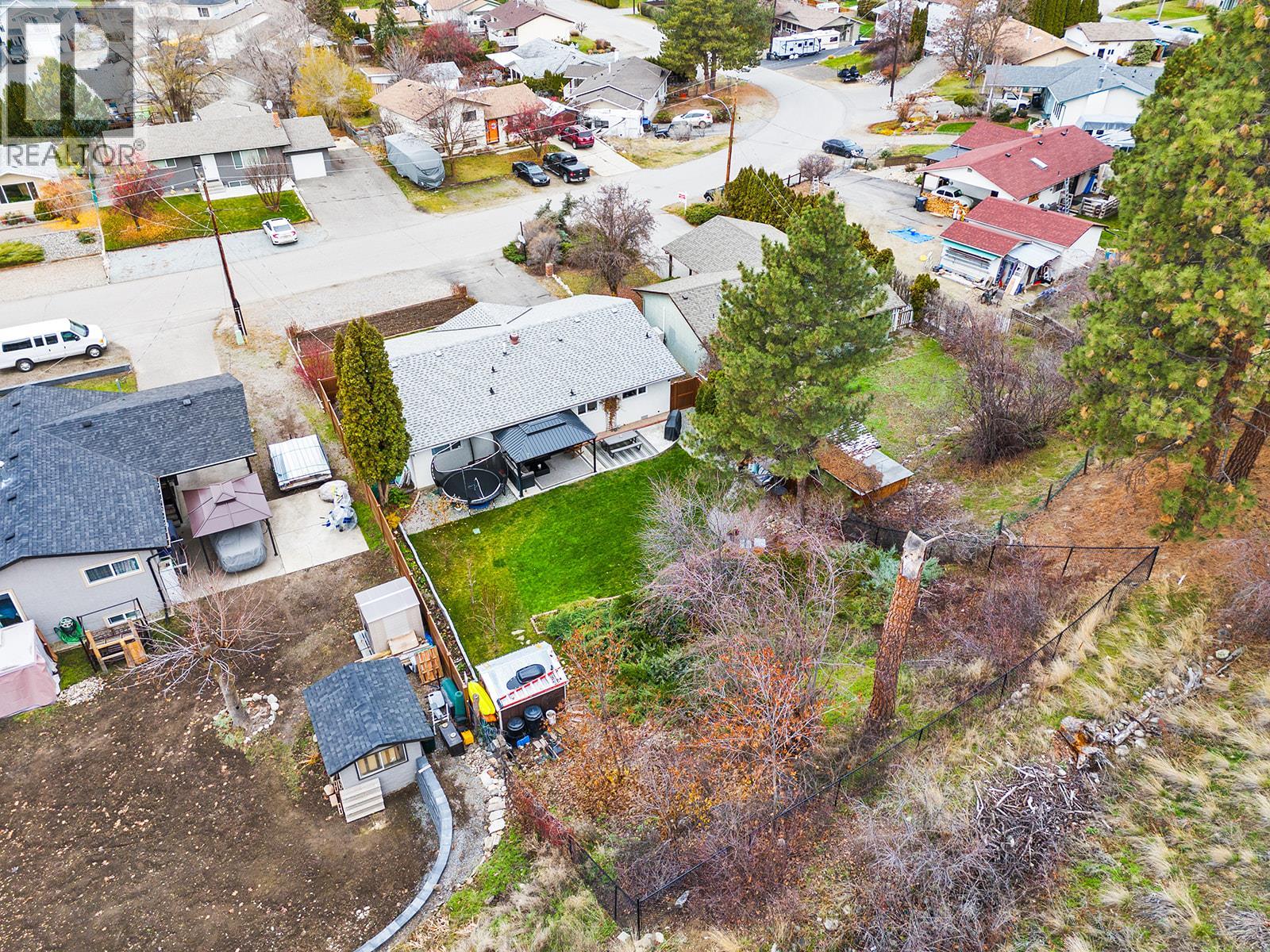 755 Camelia Road, Kelowna, British Columbia  V1X 3M9 - Photo 14 - 10390525