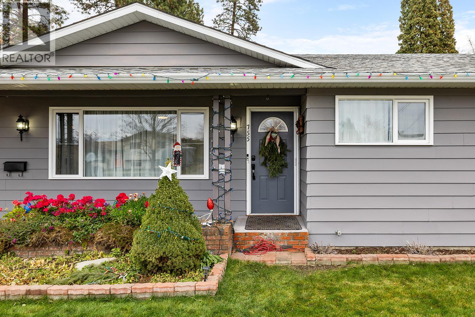 755 Camelia Road, Kelowna, British Columbia  V1X 3M9 - Photo 3 - 10390525