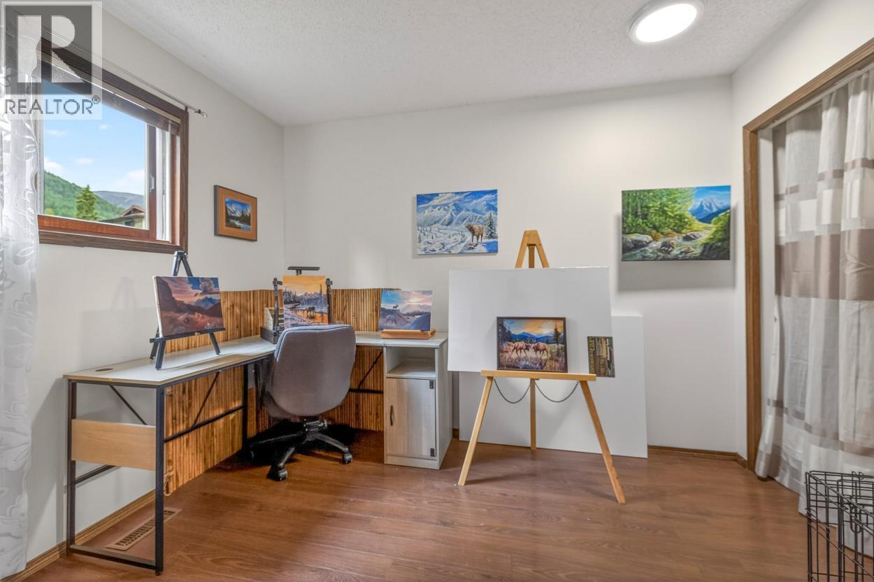 1241 Pinyon Road, Sparwood, British Columbia  V0B 2G0 - Photo 36 - 10390598