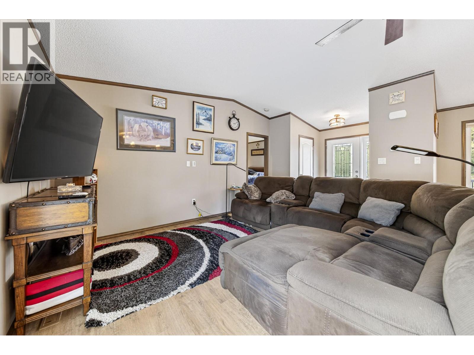 115 Deerborne Drive, Elkford, British Columbia  V0B 1H0 - Photo 5 - 10390537