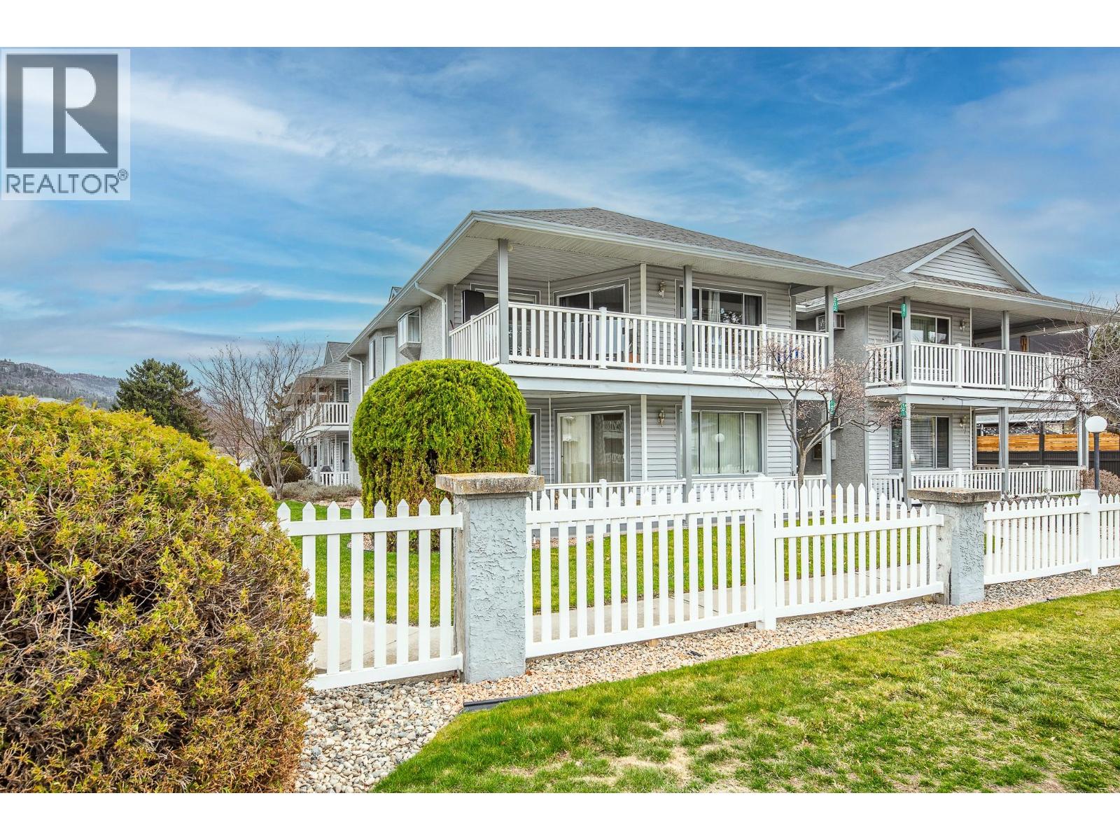 62 DAUPHIN Avenue Unit# 202, penticton, British Columbia