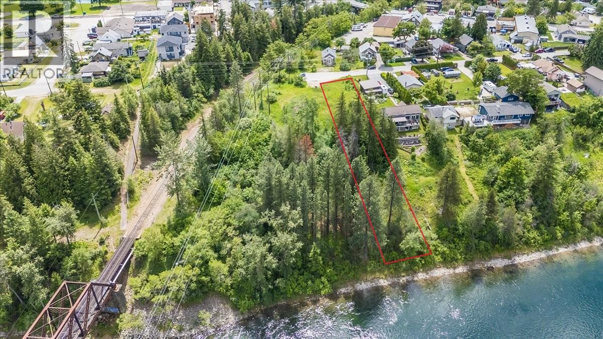 1101 1st Street Lot# Lot A, castlegar, British Columbia