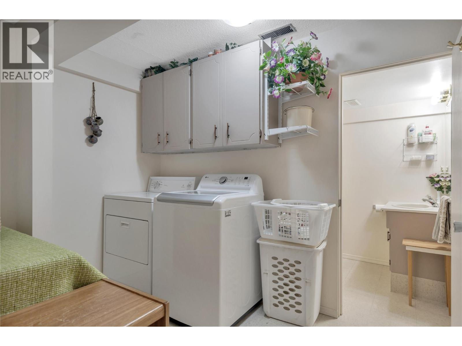 20 Alameda Court, Kelowna, British Columbia  V1V 1C7 - Photo 25 - 10390224