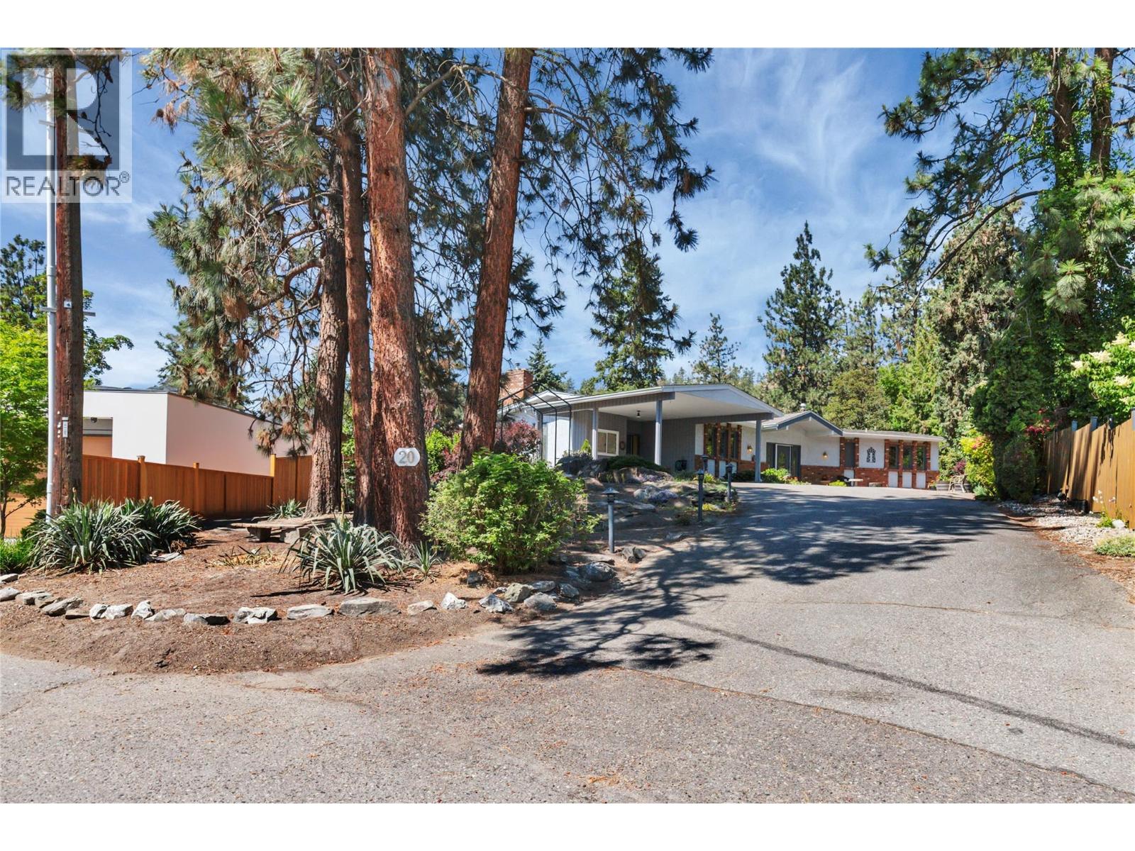 20 Alameda Court, Kelowna, British Columbia  V1V 1C7 - Photo 38 - 10390224