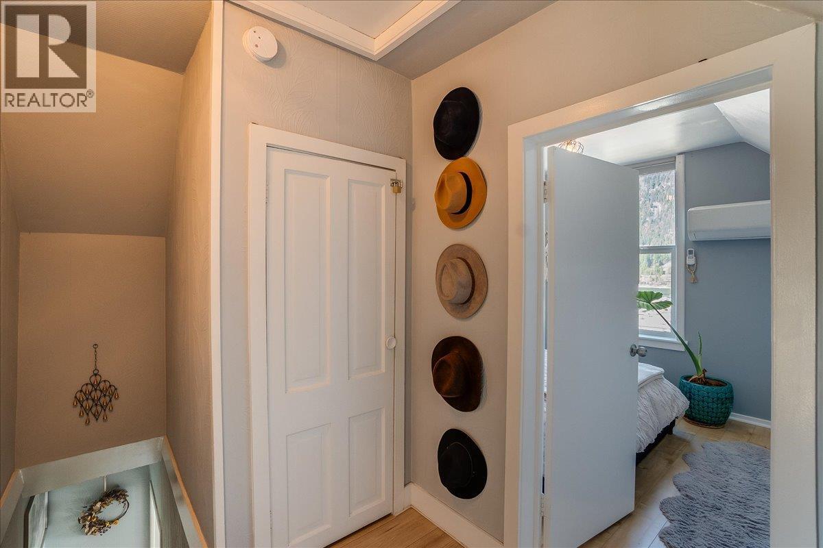 615 Victoria Street, Nelson, British Columbia  V1L 4L1 - Photo 17 - 10389879