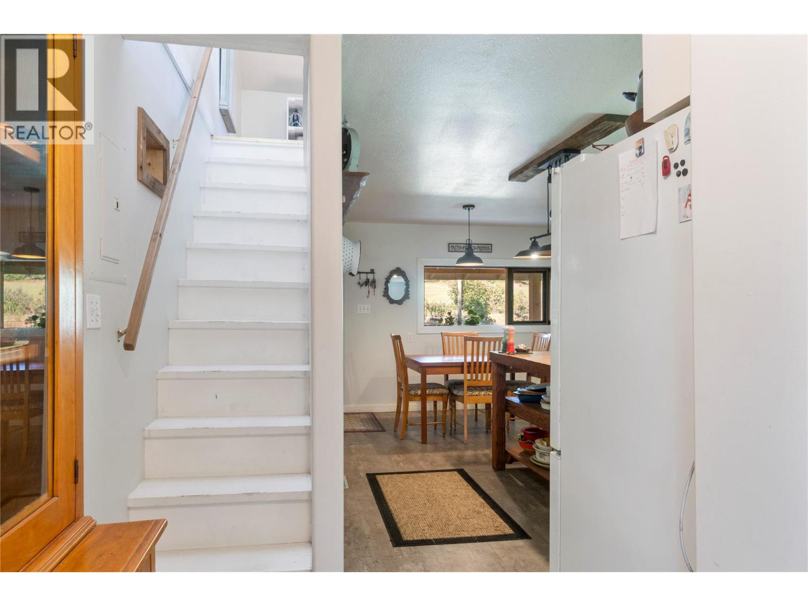 3590 50 Street Ne, Salmon Arm, British Columbia  V1E 1Y5 - Photo 19 - 10390492