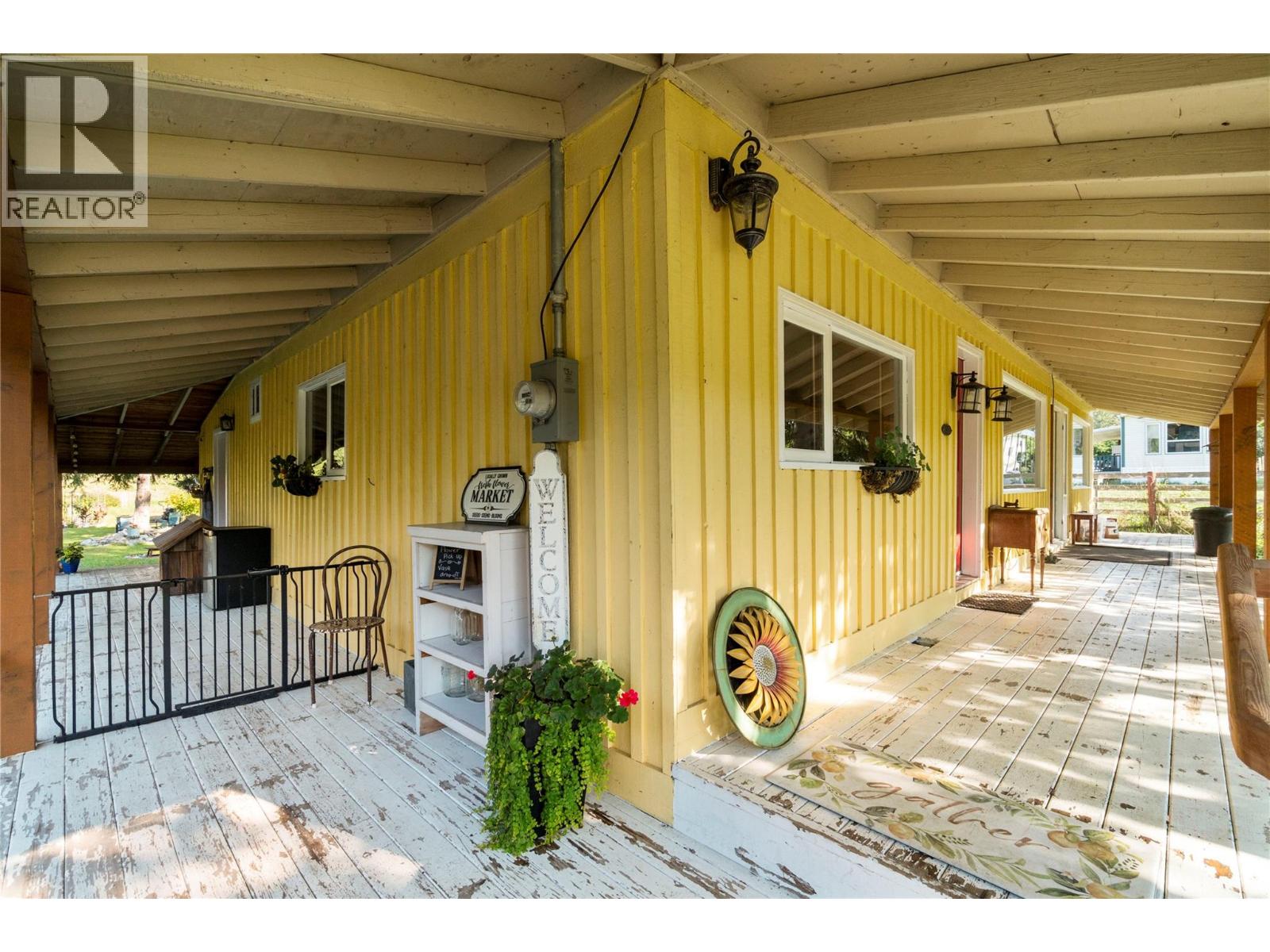 3590 50 Street Ne, Salmon Arm, British Columbia  V1E 1Y5 - Photo 33 - 10390492