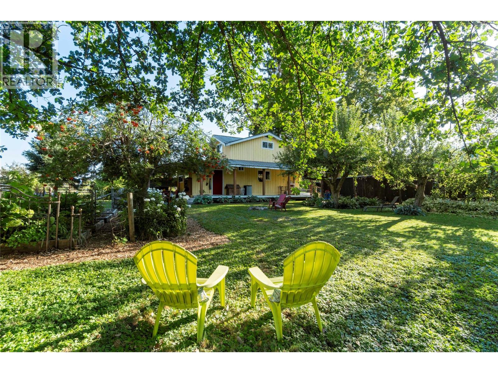 3590 50 Street Ne, Salmon Arm, British Columbia  V1E 1Y5 - Photo 40 - 10390492