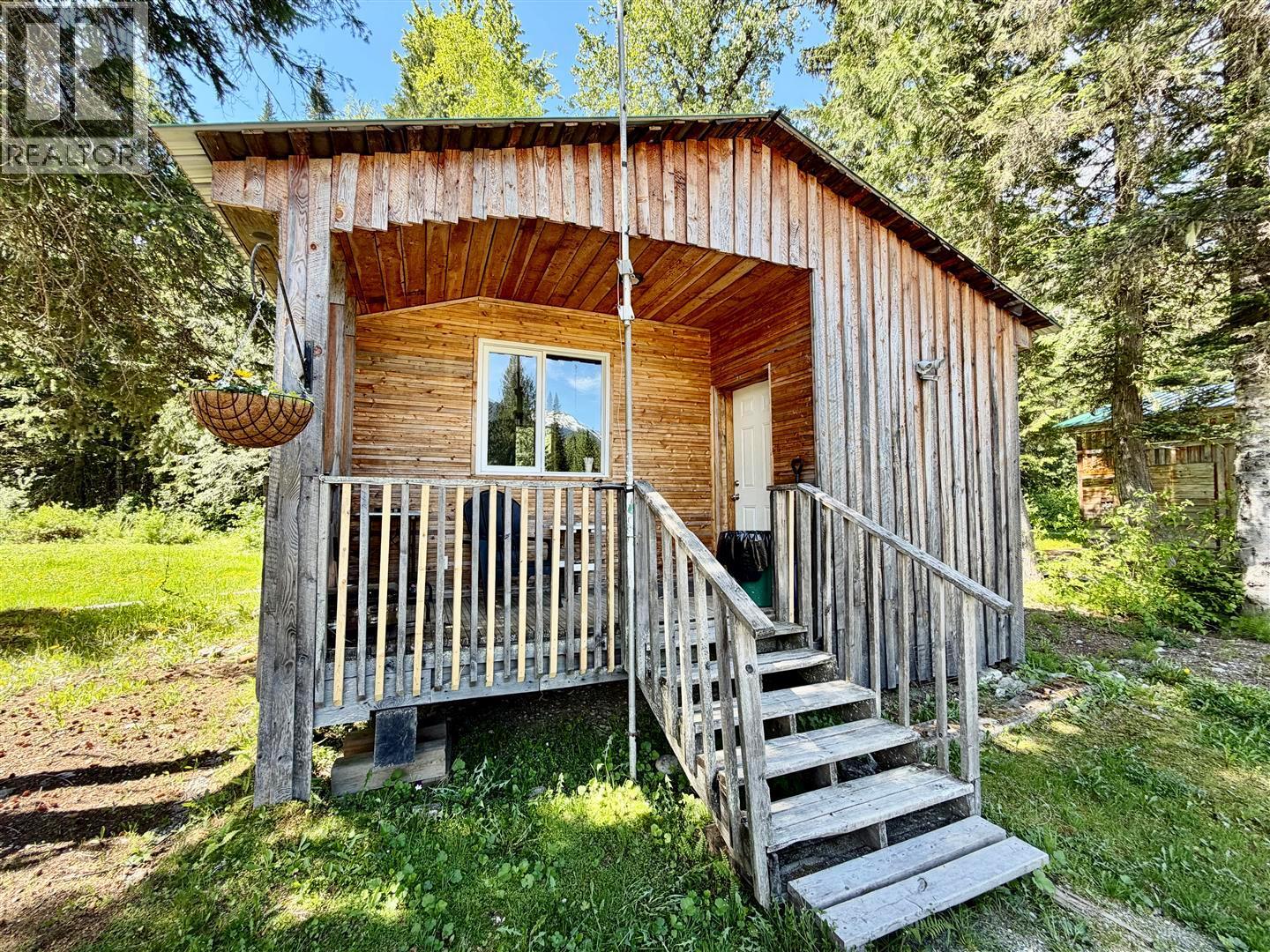 3769 Bone Creek Forest Service Road, Blue River, British Columbia  V0E 1J0 - Photo 19 - 10390617
