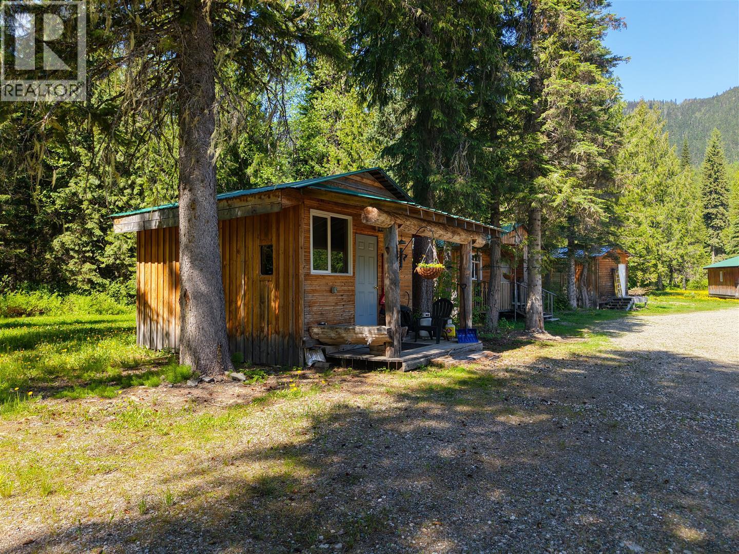 3769 Bone Creek Forest Service Road, Blue River, British Columbia  V0E 1J0 - Photo 26 - 10390617