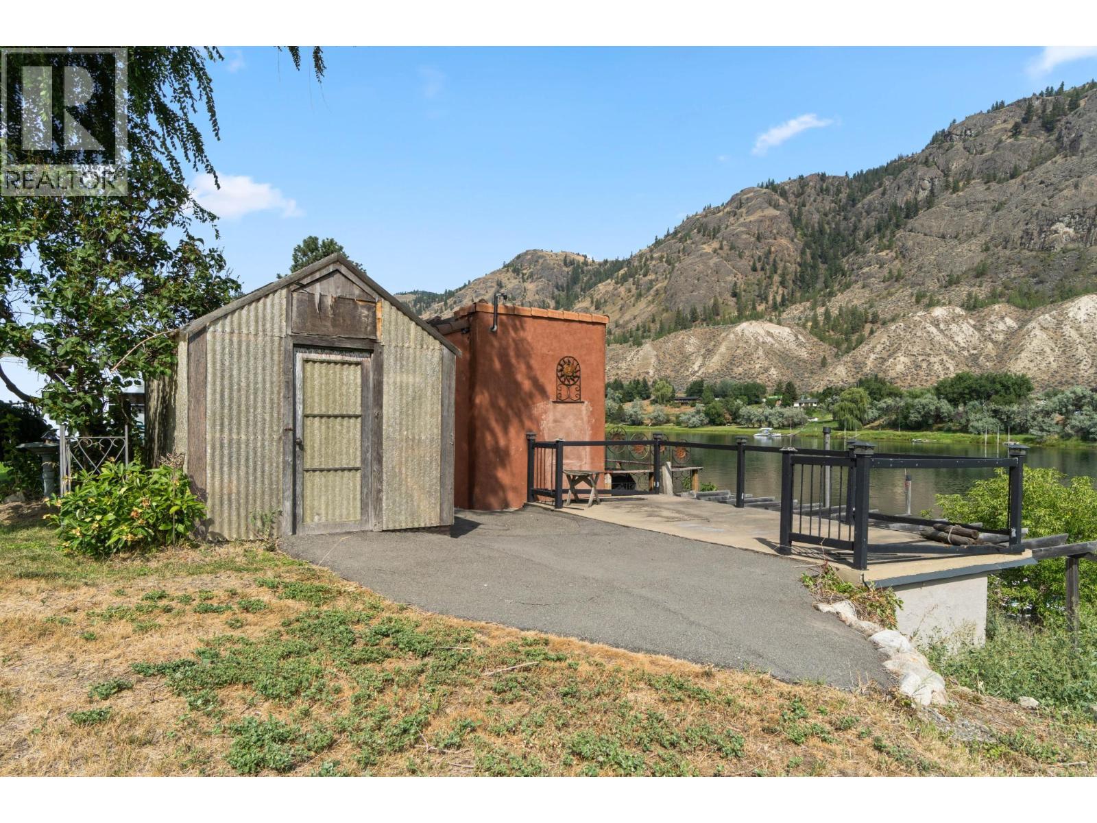 1747 Old Ferry Road, Kamloops, British Columbia  V0E 2M0 - Photo 37 - 10390611