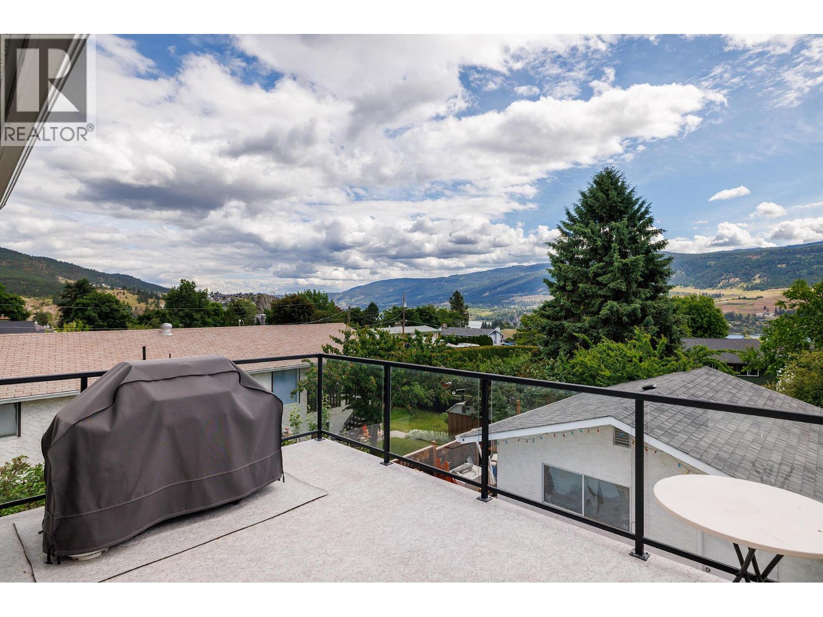 11863 Bond Road, Lake Country, British Columbia  V4V 1J4 - Photo 30 - 10389714