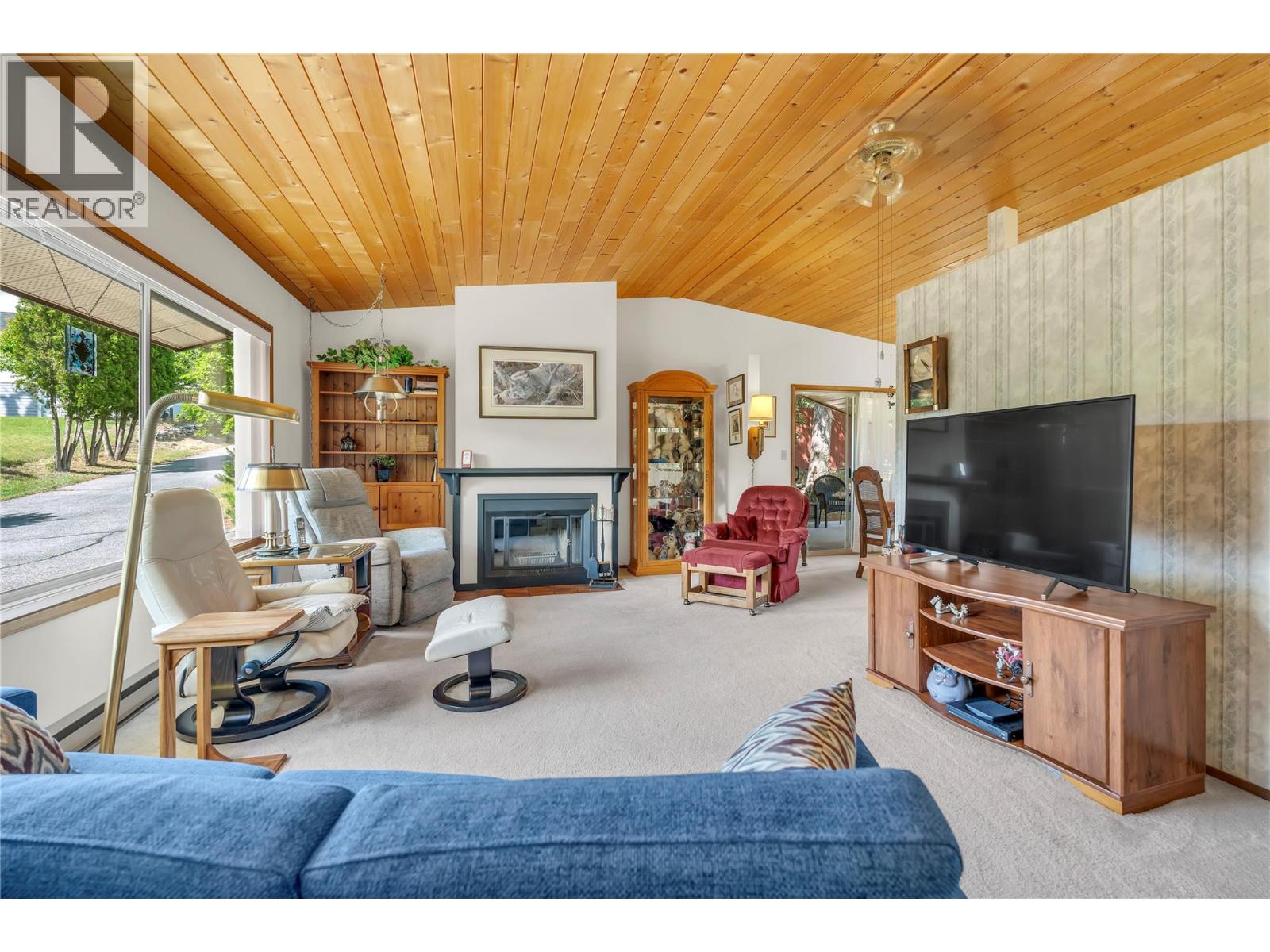 152 Arlayne Road, Kaleden, British Columbia  V0H 1K0 - Photo 4 - 10390620