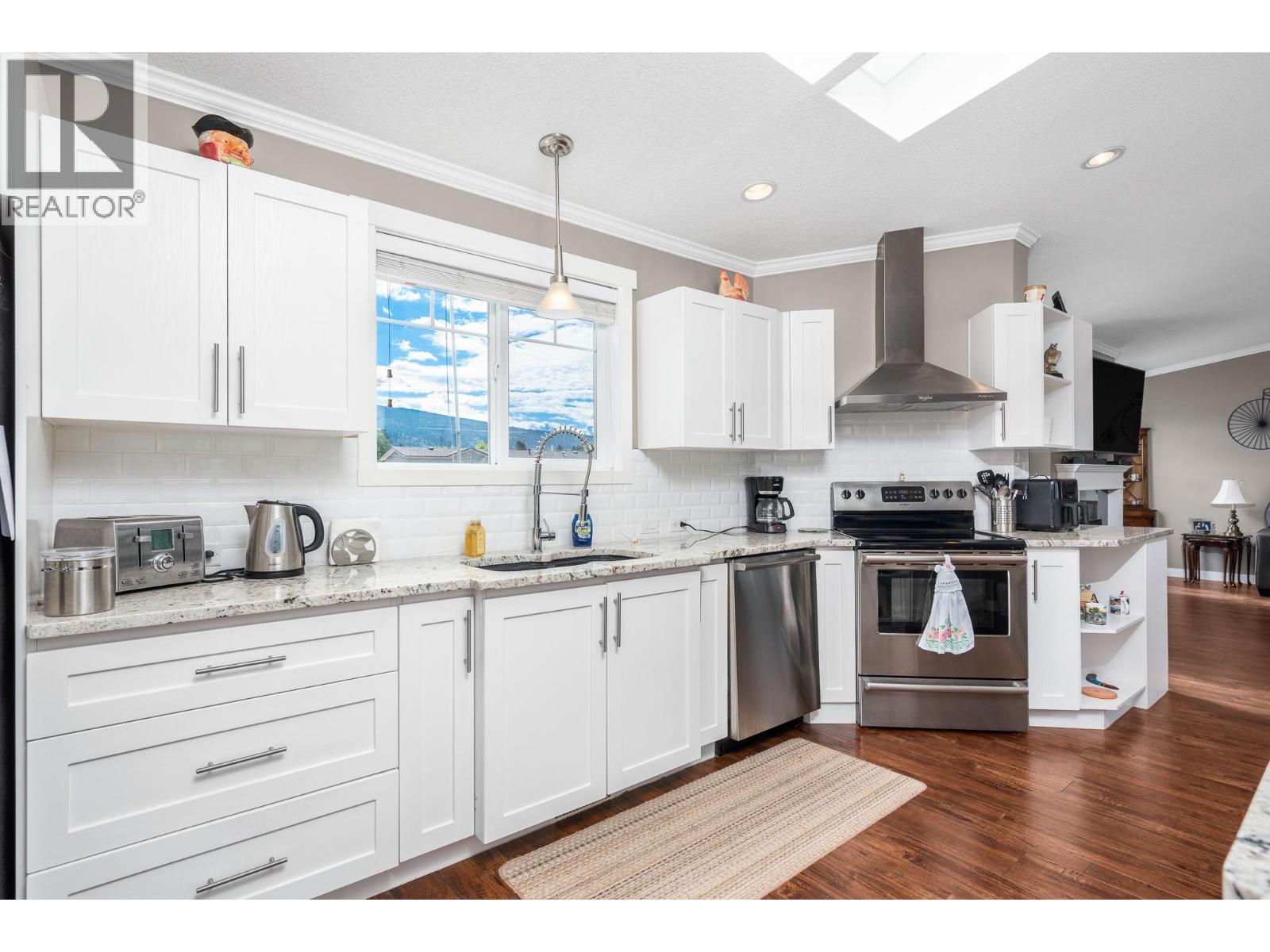 12560 Westside Road Unit# 106, Vernon, British Columbia  V1H 1S9 - Photo 10 - 10390093