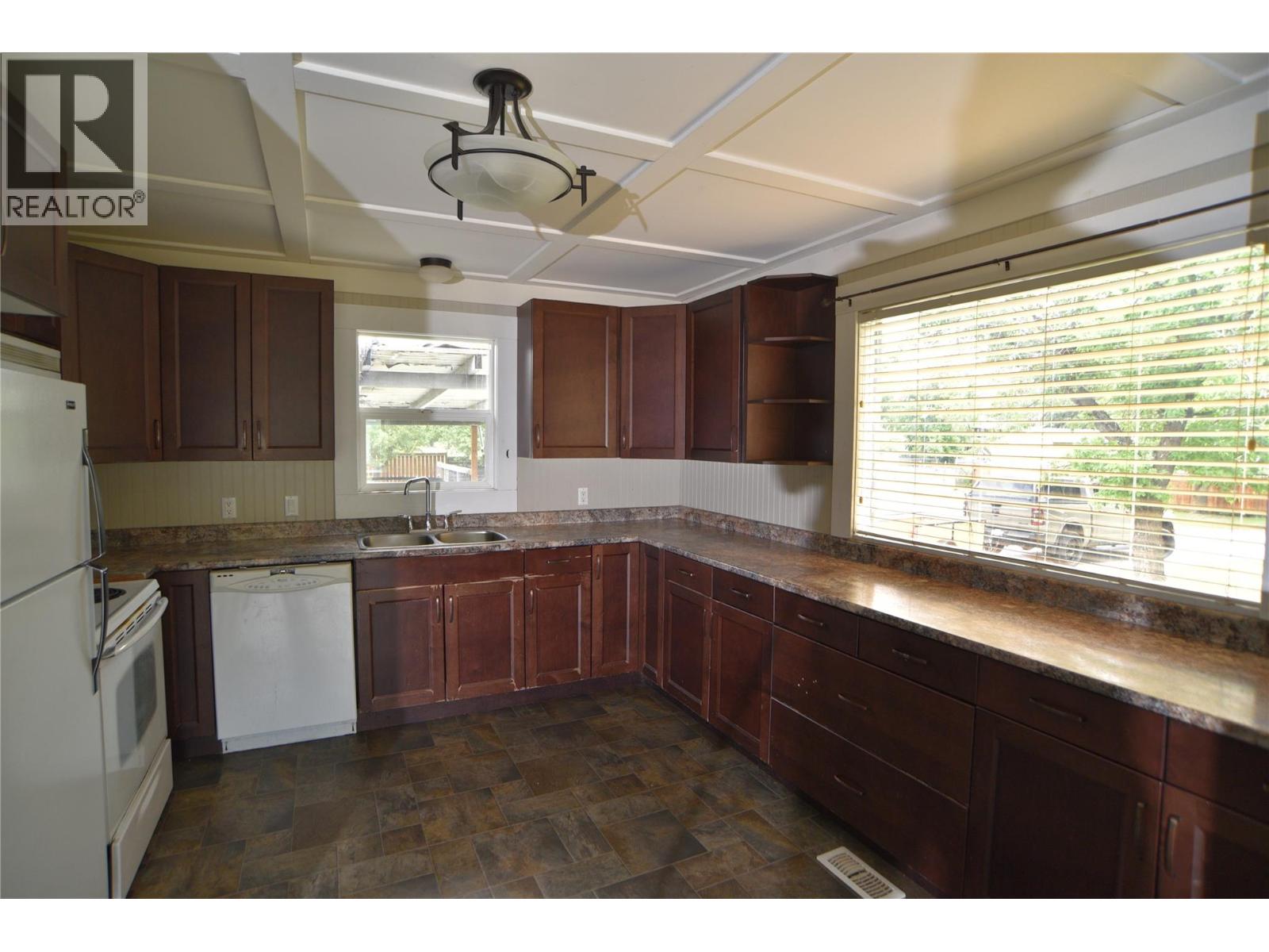 6624 19th Street, Grand Forks, British Columbia  V0H 1H0 - Photo 26 - 10390082