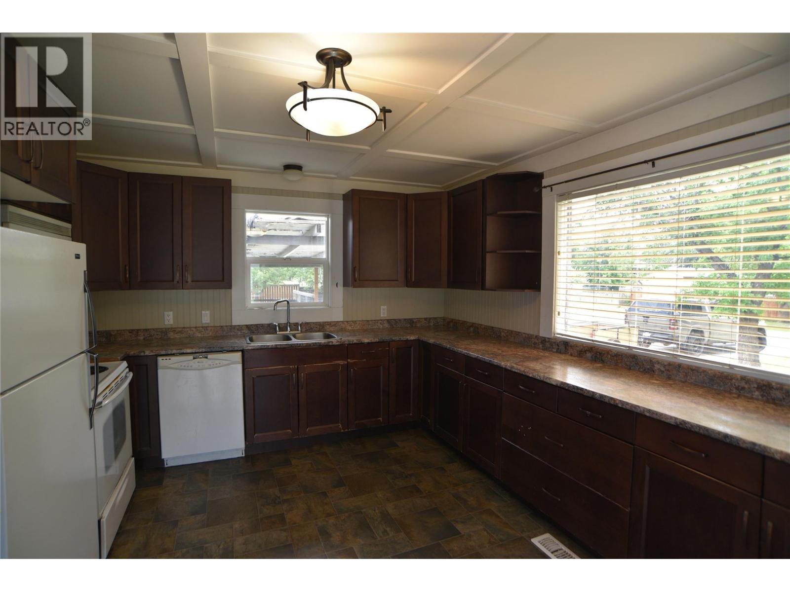 6624 19th Street, Grand Forks, British Columbia  V0H 1H0 - Photo 28 - 10390082