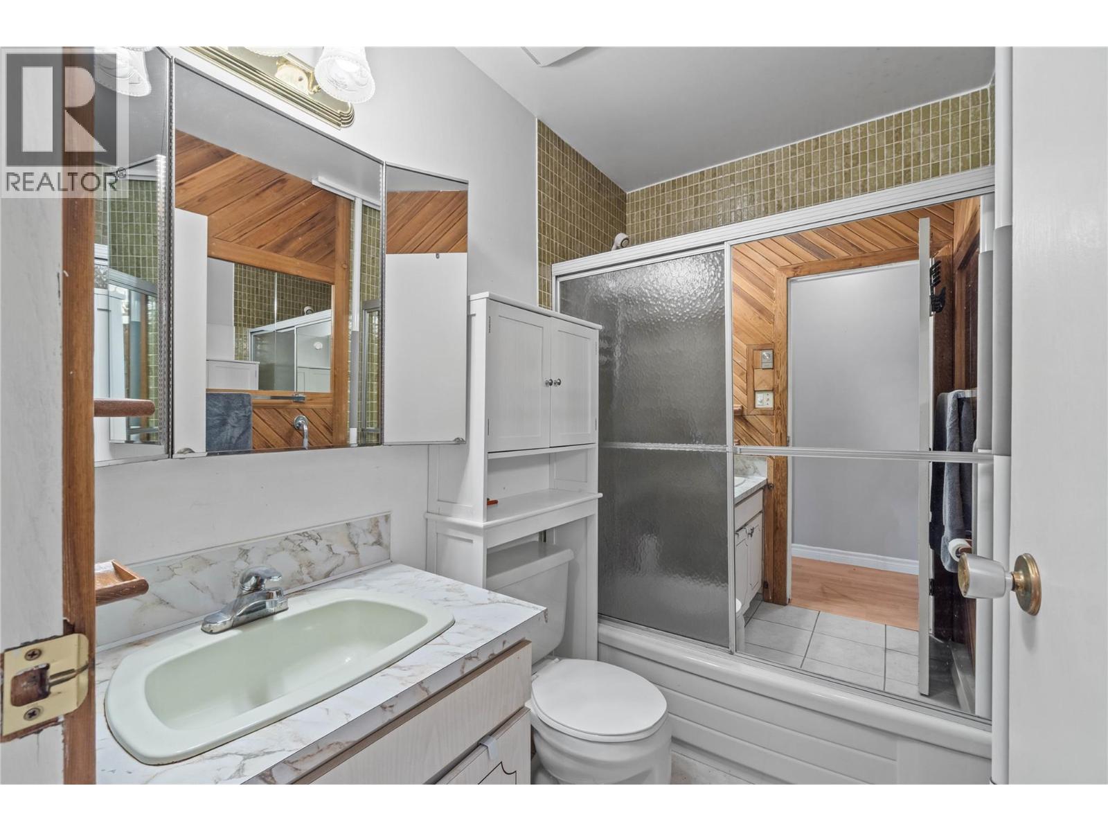 853 Alpine Terrace, Kamloops, British Columbia  V2B 6E7 - Photo 18 - 10389542