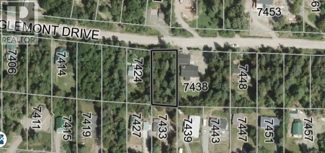 Anglemont Drive Lot# 300, anglemont, British Columbia