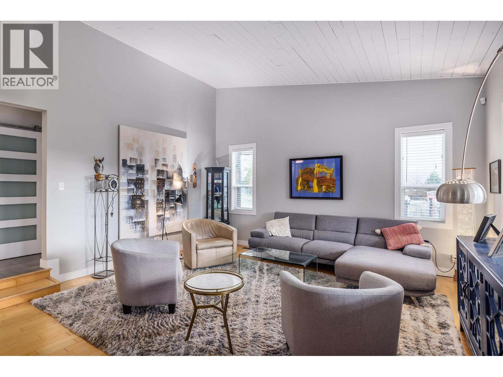 2575 Pineridge Place, West Kelowna, British Columbia  V4T 2J7 - Photo 3 - 10390541