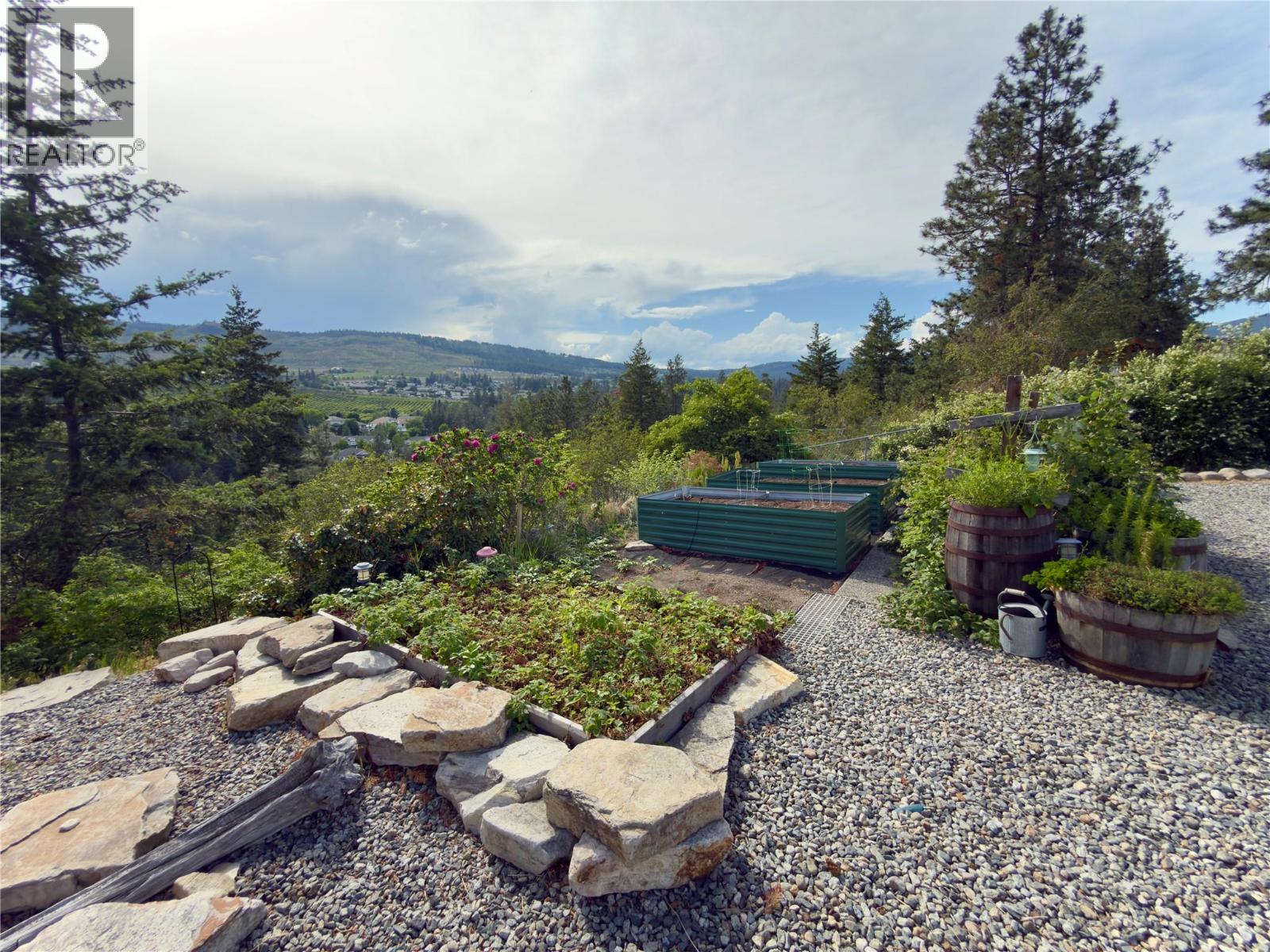 2575 Pineridge Place, West Kelowna, British Columbia  V4T 2J7 - Photo 32 - 10390541