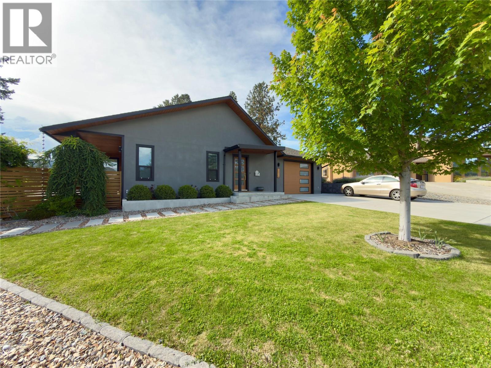 2575 Pineridge Place, West Kelowna, British Columbia  V4T 2J7 - Photo 34 - 10390541