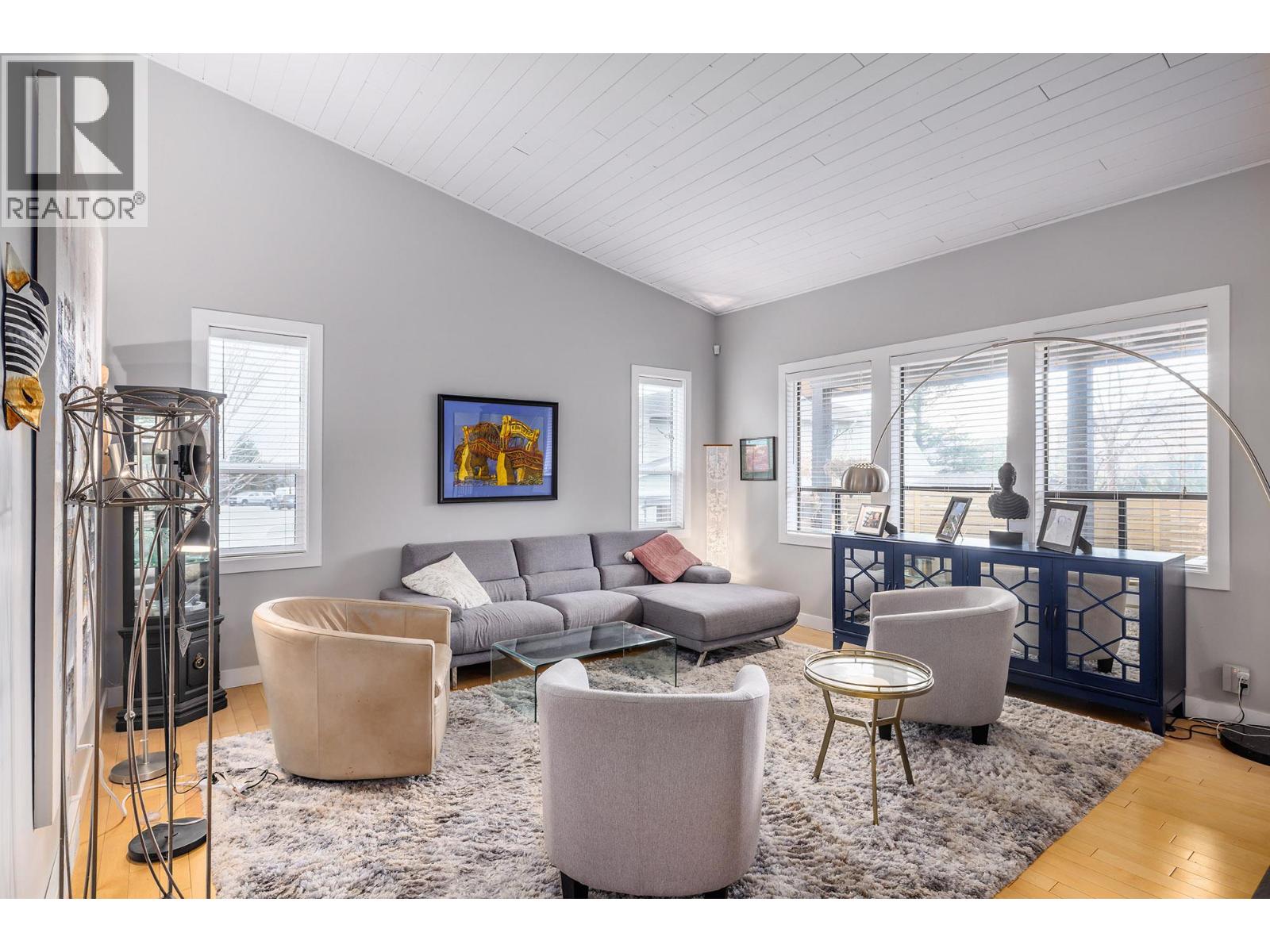 2575 Pineridge Place, West Kelowna, British Columbia  V4T 2J7 - Photo 4 - 10390541