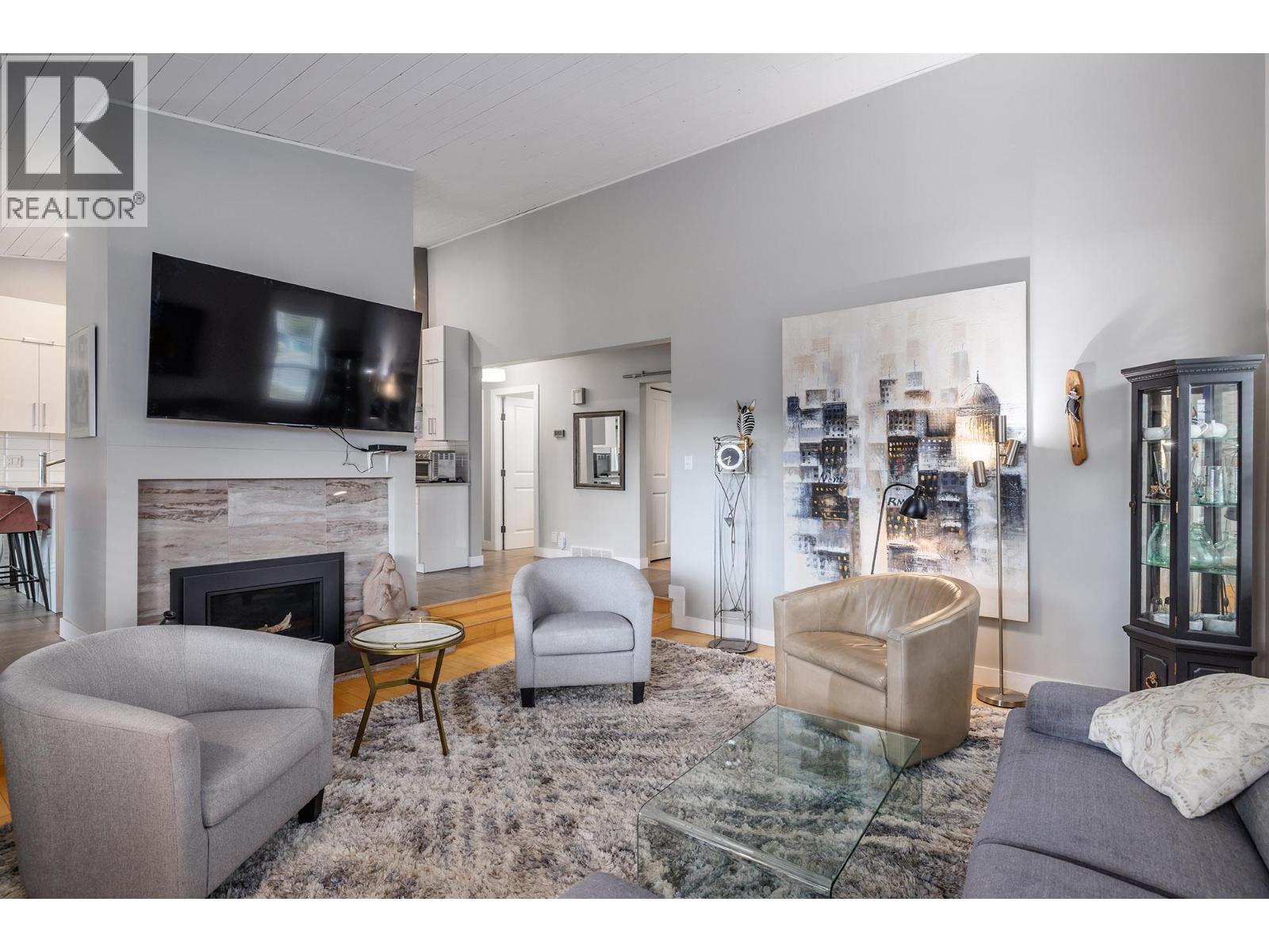 2575 Pineridge Place, West Kelowna, British Columbia  V4T 2J7 - Photo 6 - 10390541