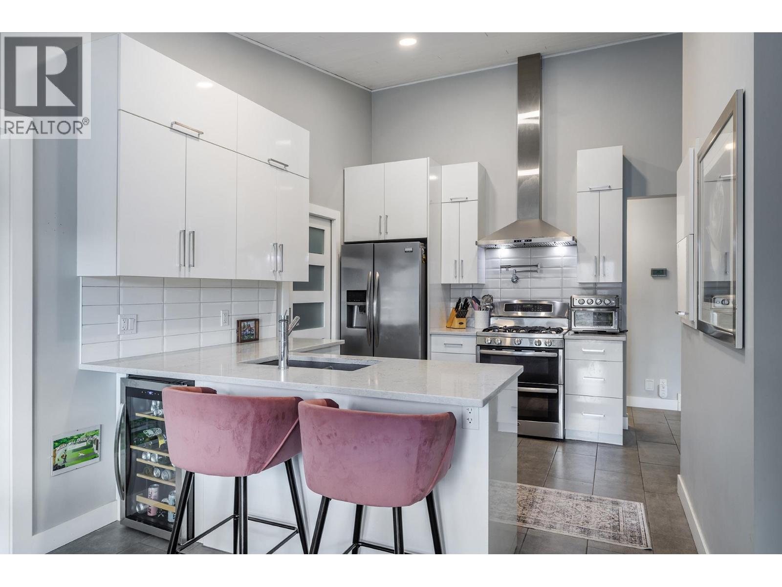 2575 Pineridge Place, West Kelowna, British Columbia  V4T 2J7 - Photo 9 - 10390541