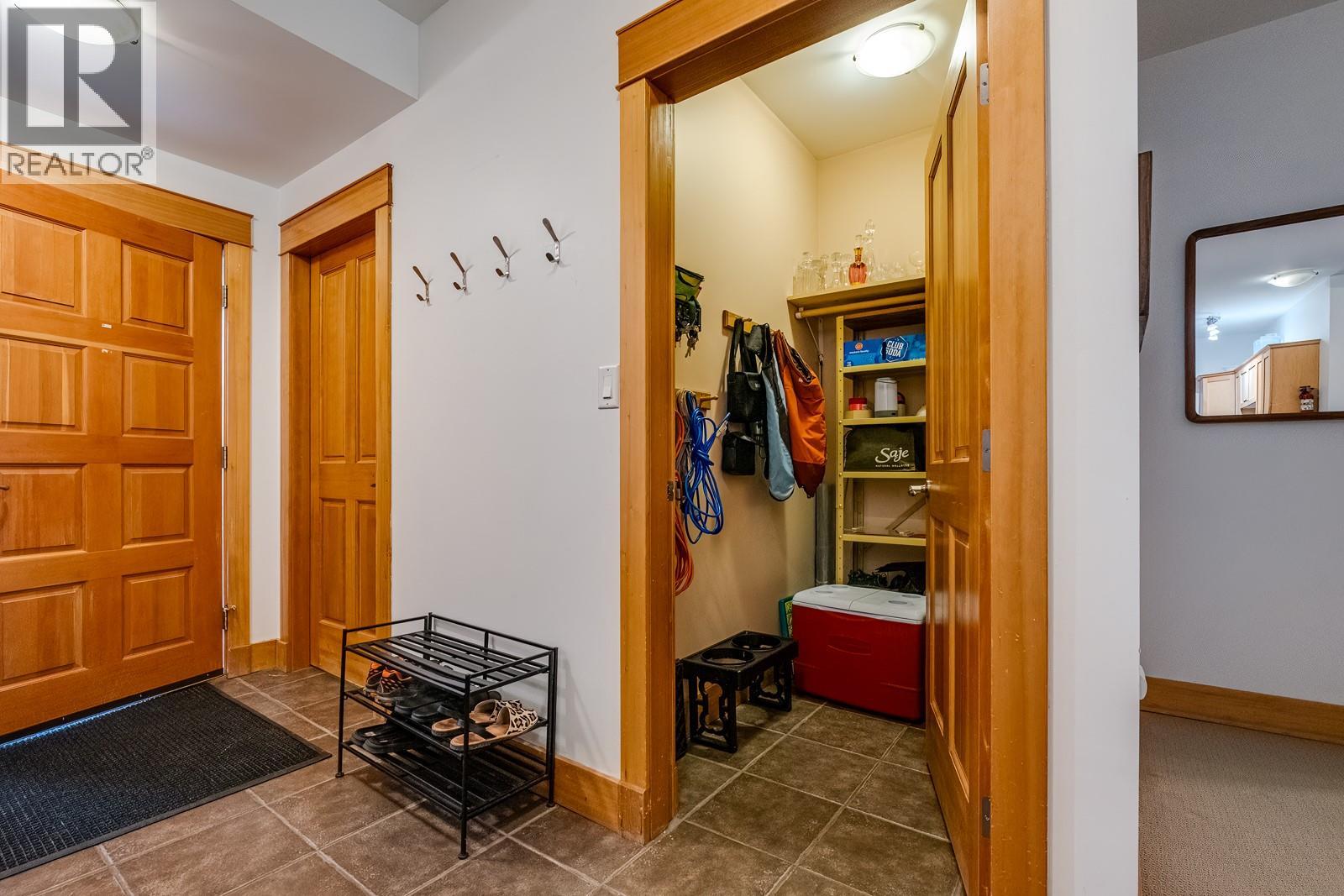 1005 Mountain View Road Unit# 2e, Rossland, British Columbia  V0G 1Y0 - Photo 22 - 10389565