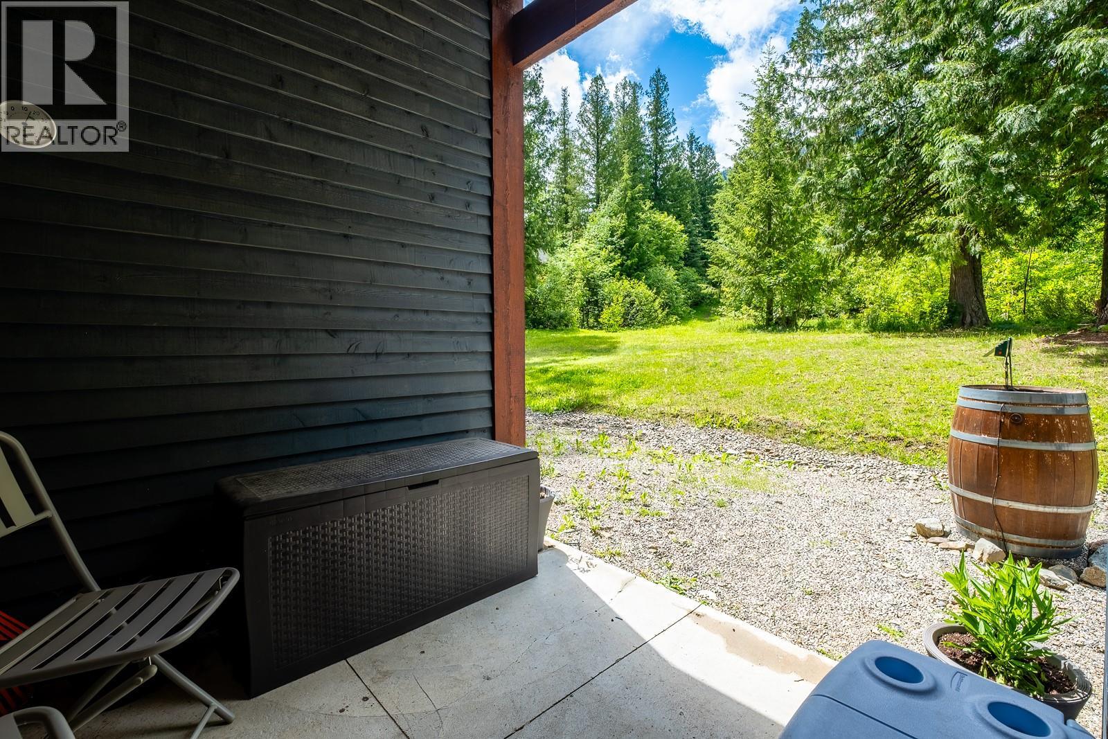 1005 Mountain View Road Unit# 2e, Rossland, British Columbia  V0G 1Y0 - Photo 25 - 10389565