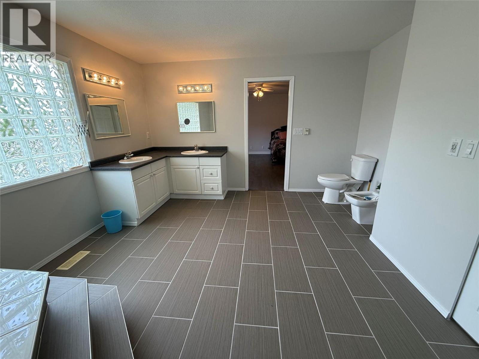 7760 Columbia Drive, Grand Forks, British Columbia  V0H 1H2 - Photo 19 - 10390636