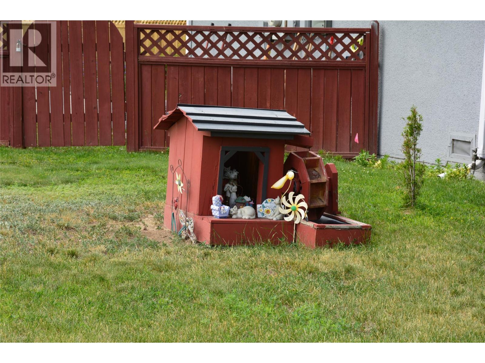 601 Regina Avenue, Kamloops, British Columbia  V2B 1N6 - Photo 3 - 10390513