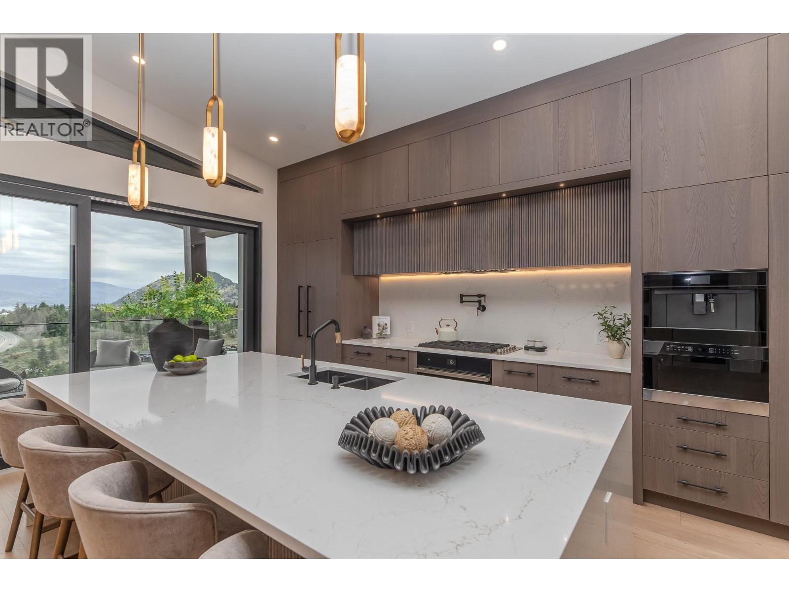 18657 Mckenzie Court, Summerland, British Columbia  V0H 1Z3 - Photo 6 - 10386965