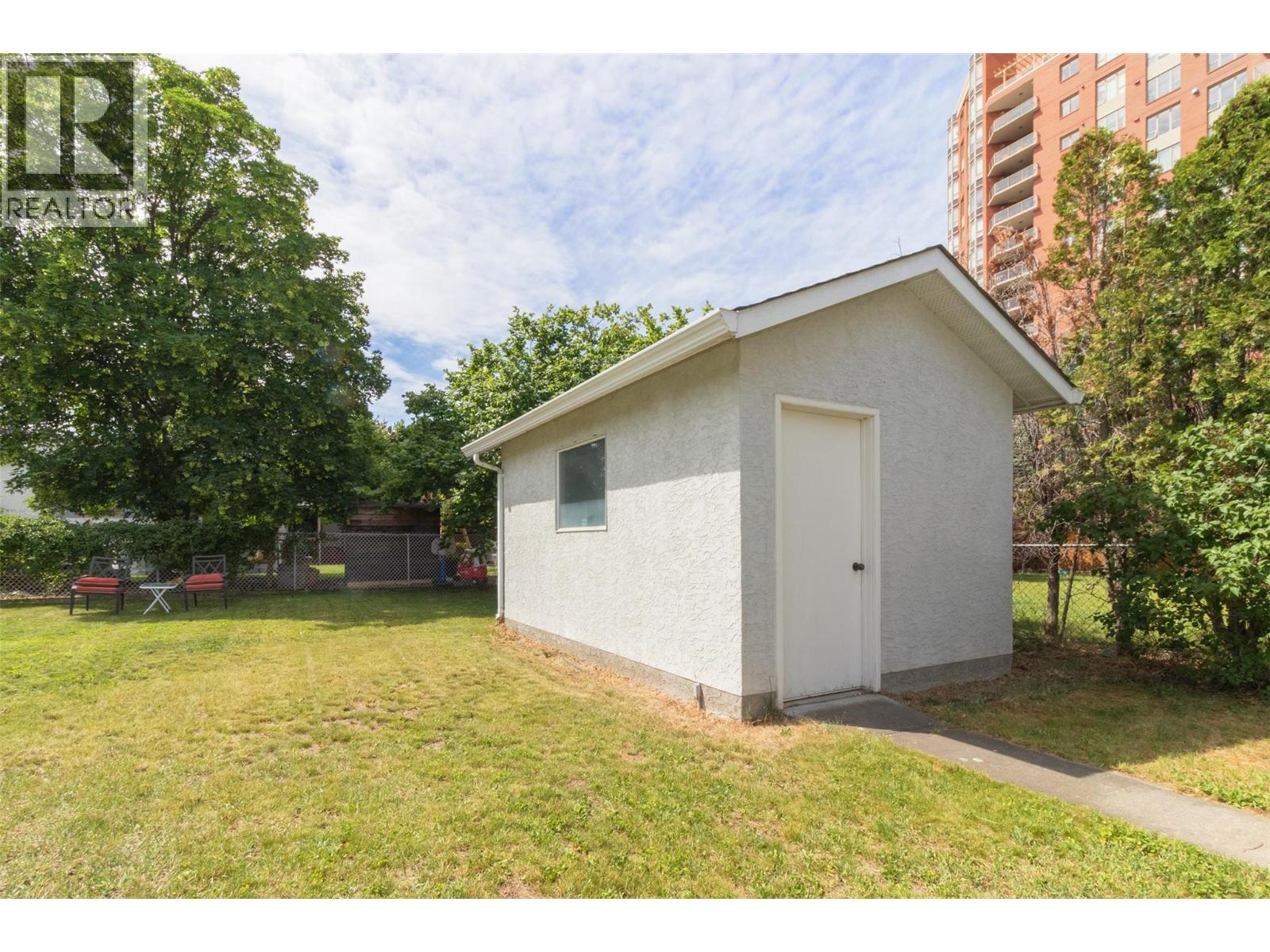1171 Lawson Avenue, Kelowna, British Columbia  V1Y 6T8 - Photo 31 - 10390495