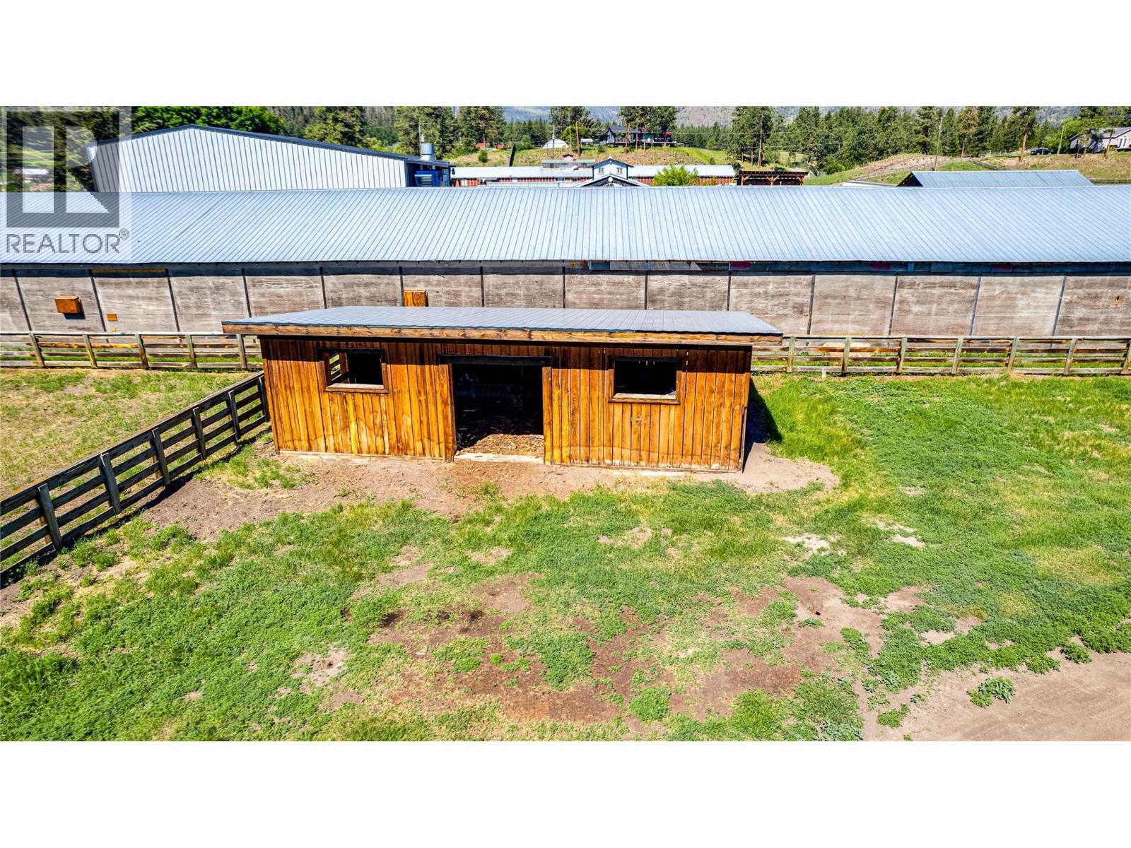 4951 97 Highway, Westwold, British Columbia  V0E 3B0 - Photo 32 - 10390217