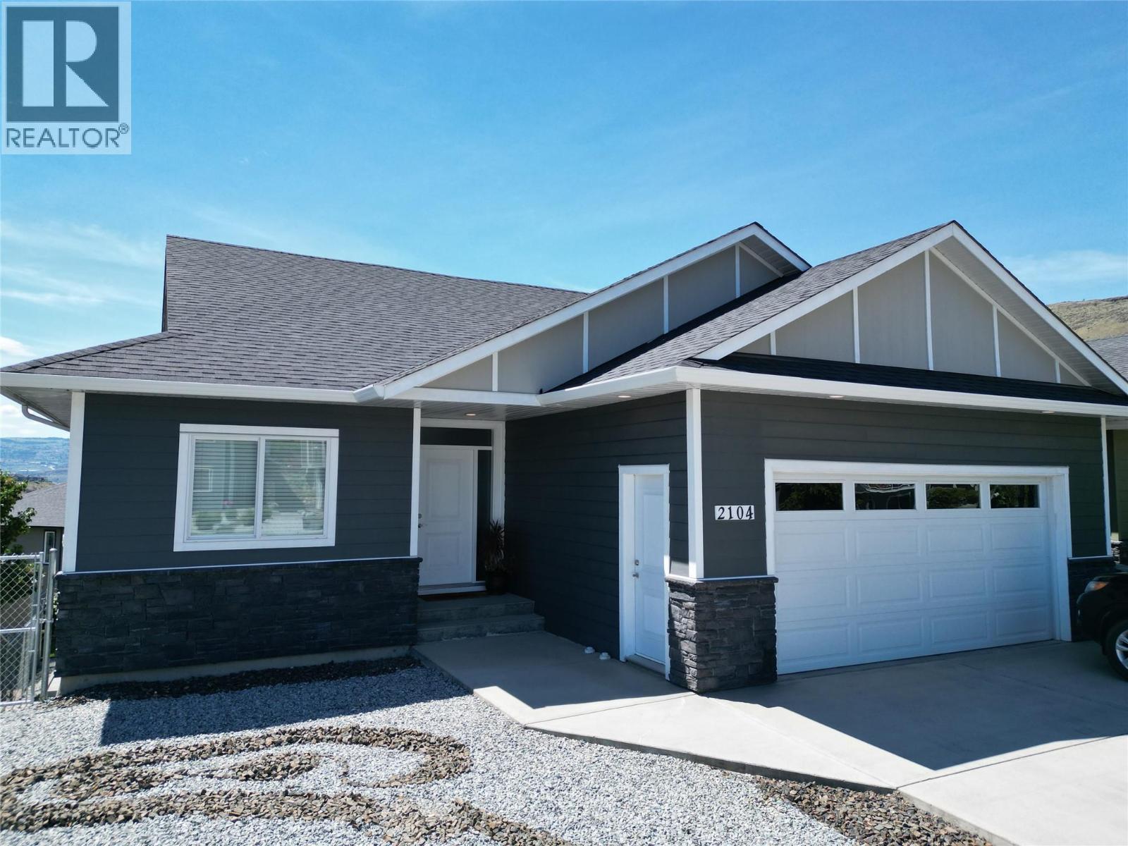 2104 Doubletree Crescent, Kamloops, British Columbia  V2B 0E9 - Photo 3 - 10389581