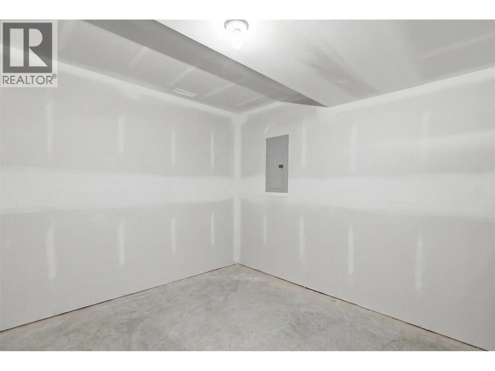 2104 Doubletree Crescent, Kamloops, British Columbia  V2B 0E9 - Photo 54 - 10389581