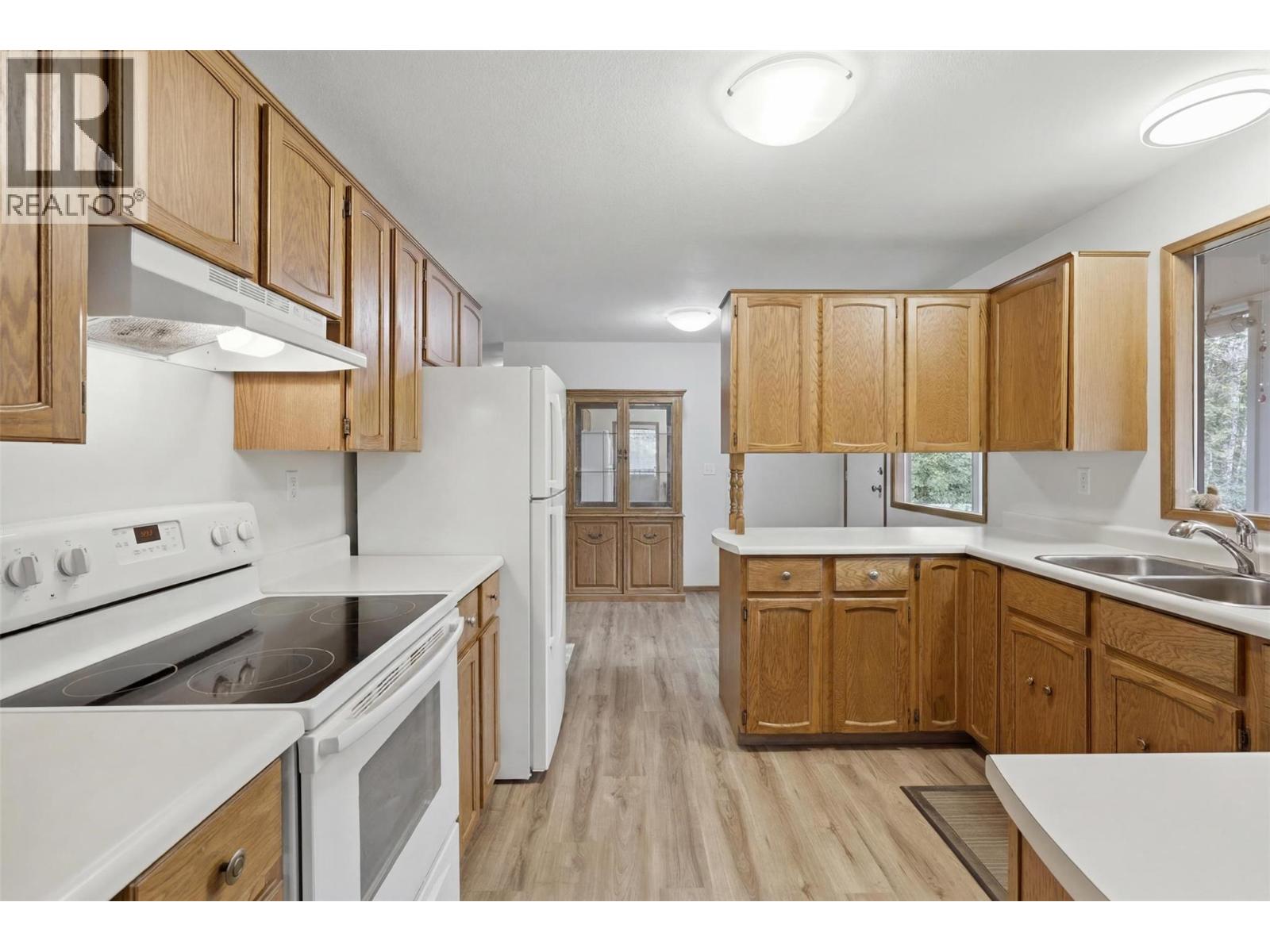 216 Mclure Ferry Road, Kamloops, British Columbia  V0E 1E0 - Photo 14 - 10390627