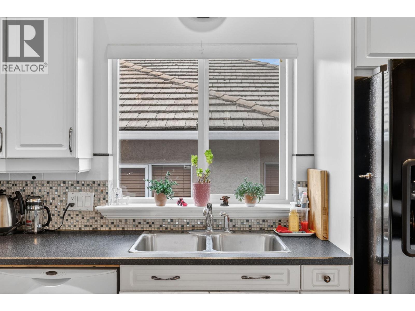 3117 Capistrano Court, Kelowna, British Columbia  V1V 2A2 - Photo 13 - 10390120