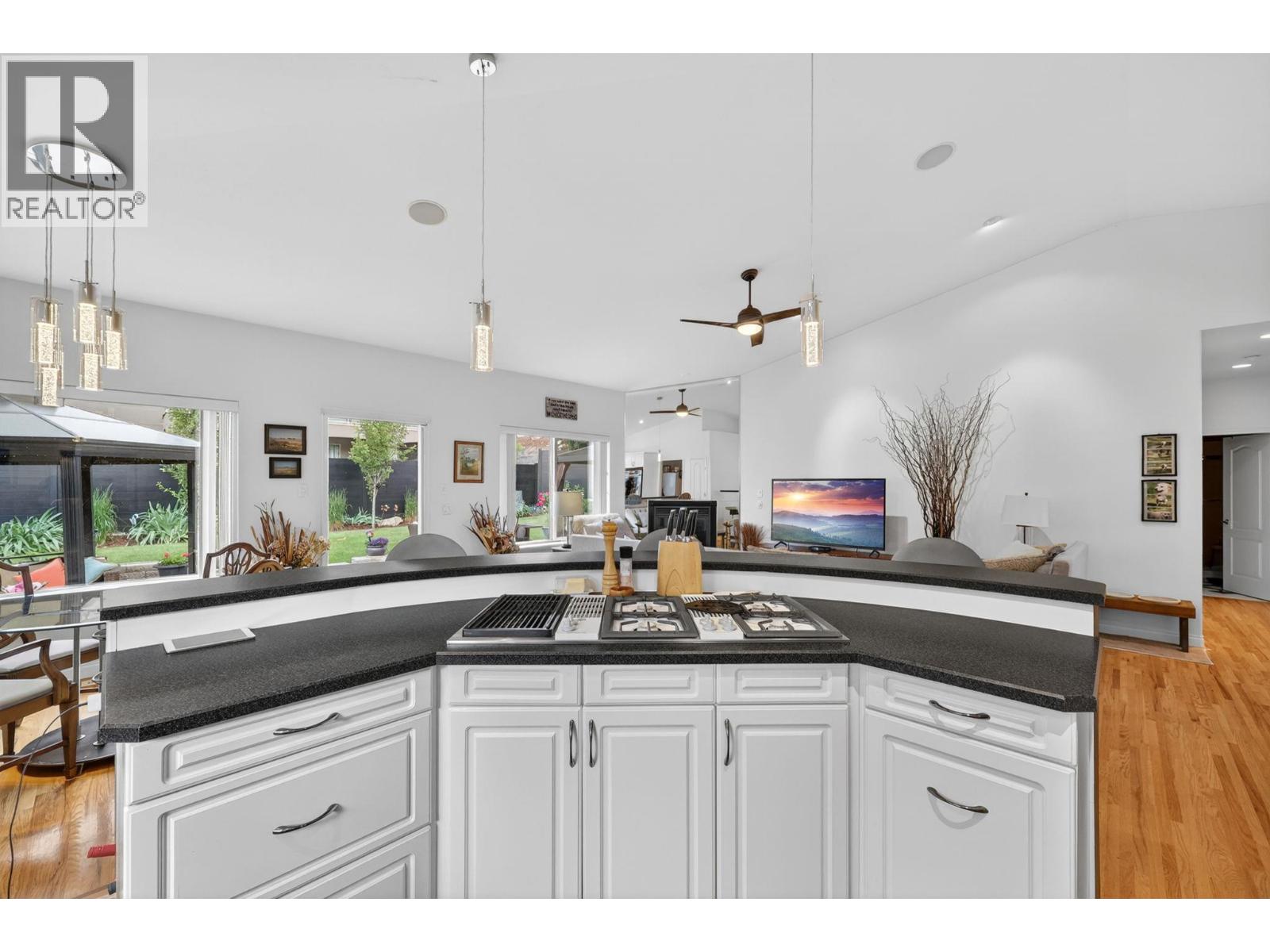 3117 Capistrano Court, Kelowna, British Columbia  V1V 2A2 - Photo 14 - 10390120