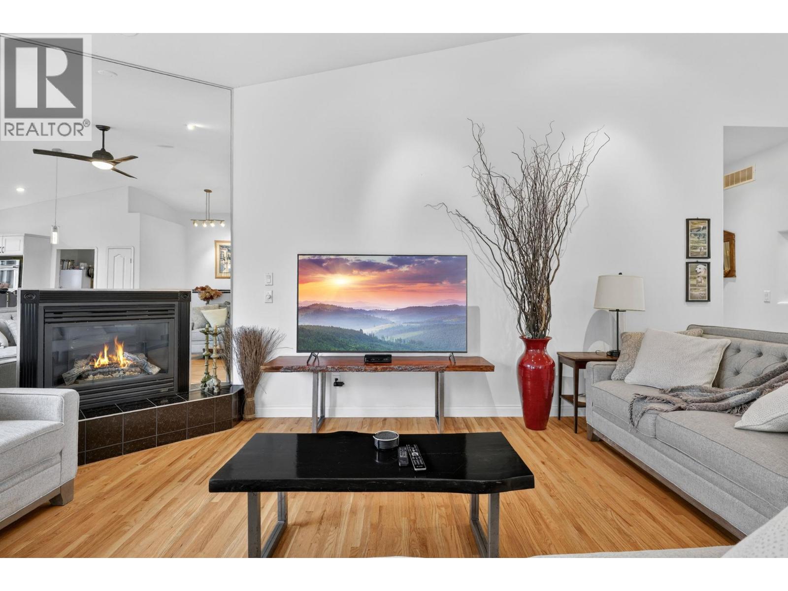 3117 Capistrano Court, Kelowna, British Columbia  V1V 2A2 - Photo 9 - 10390120