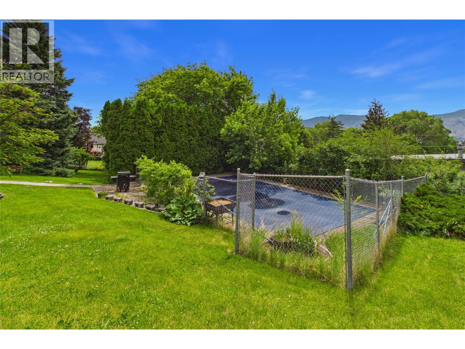 2483 Chieftain Road, West Kelowna, British Columbia  V4T 1N3 - Photo 11 - 10389751